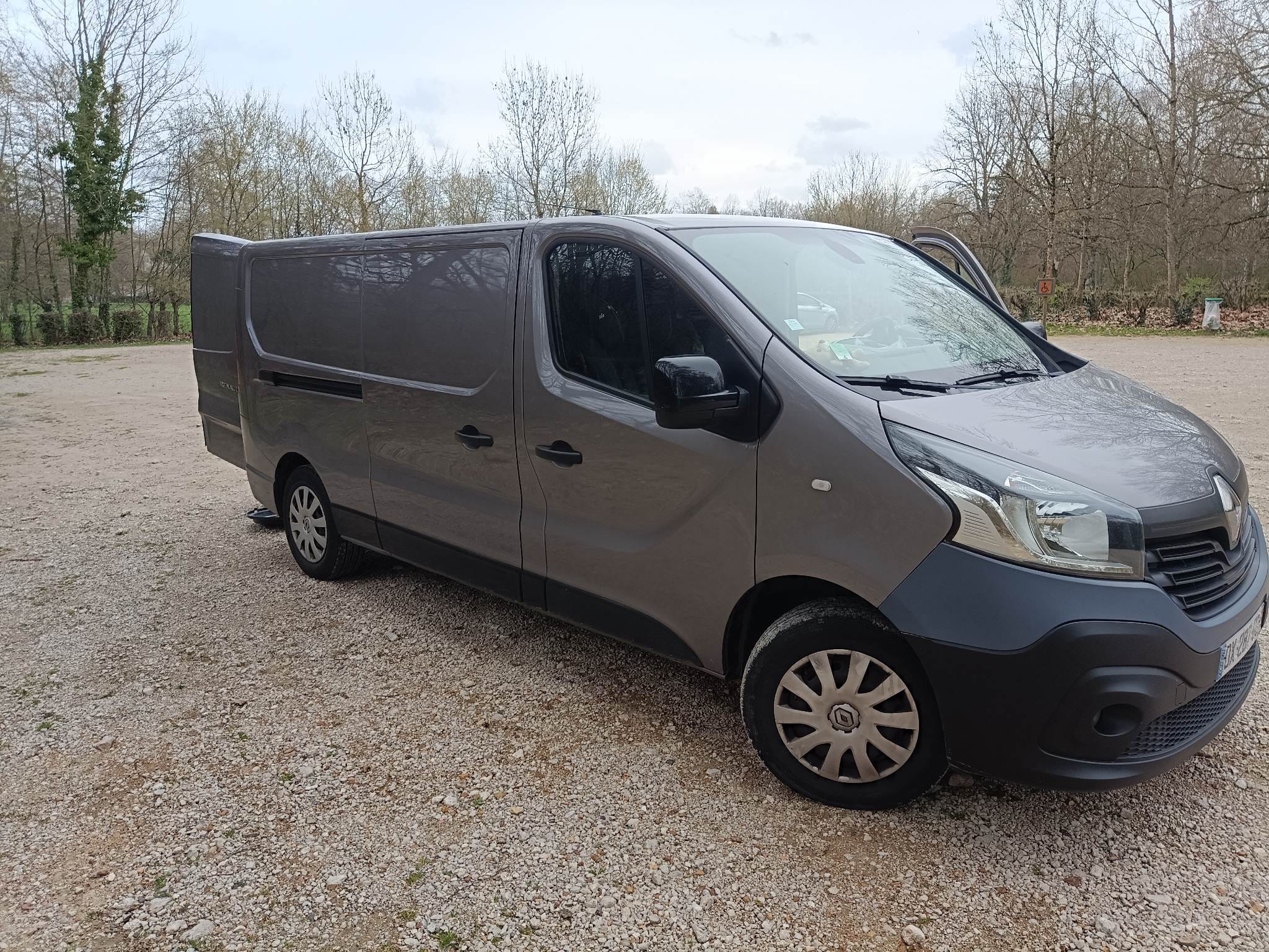 Renault Trafic avec Entrée audio / iPod