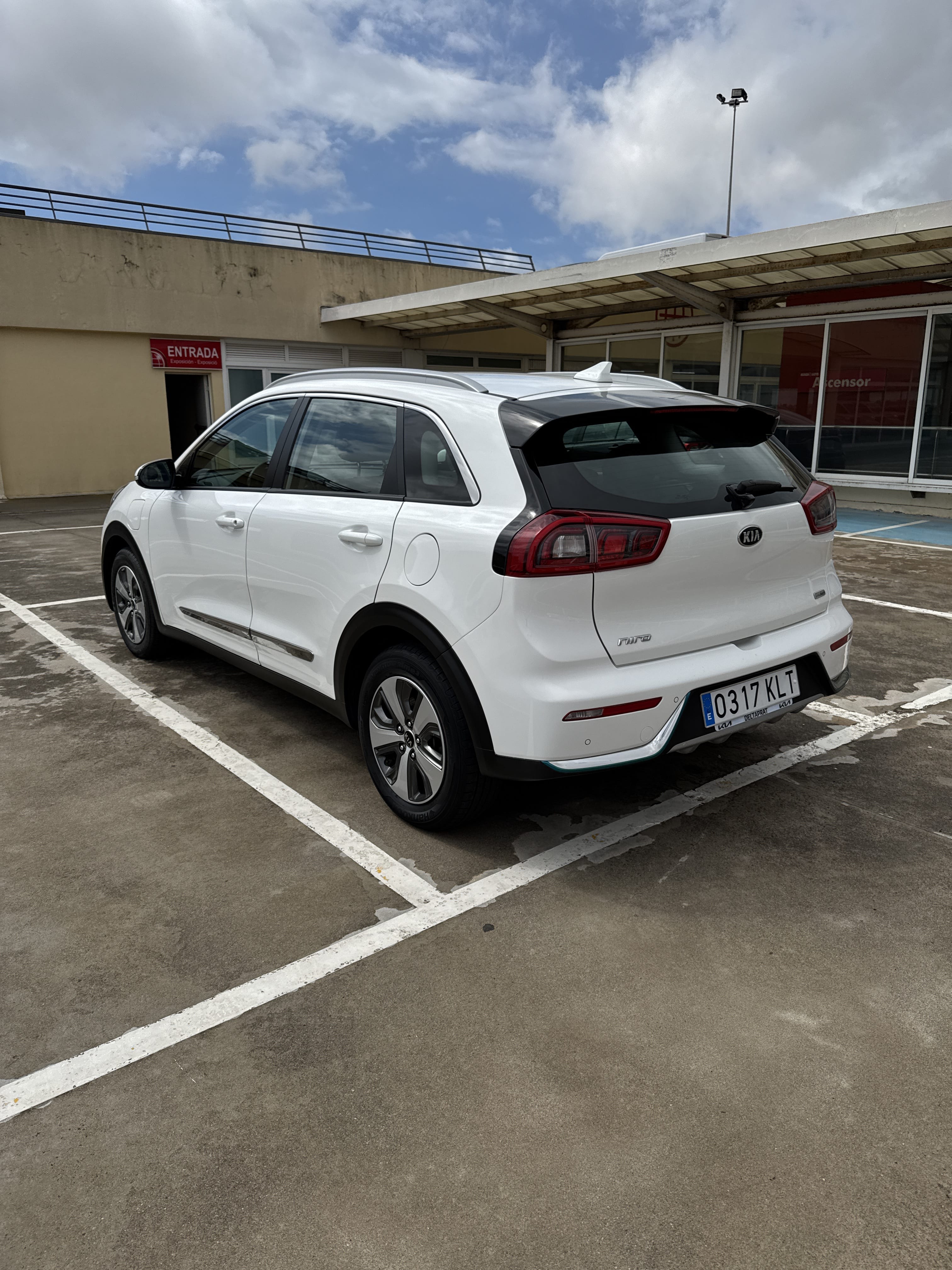 Kia Niro PHEV con GPS