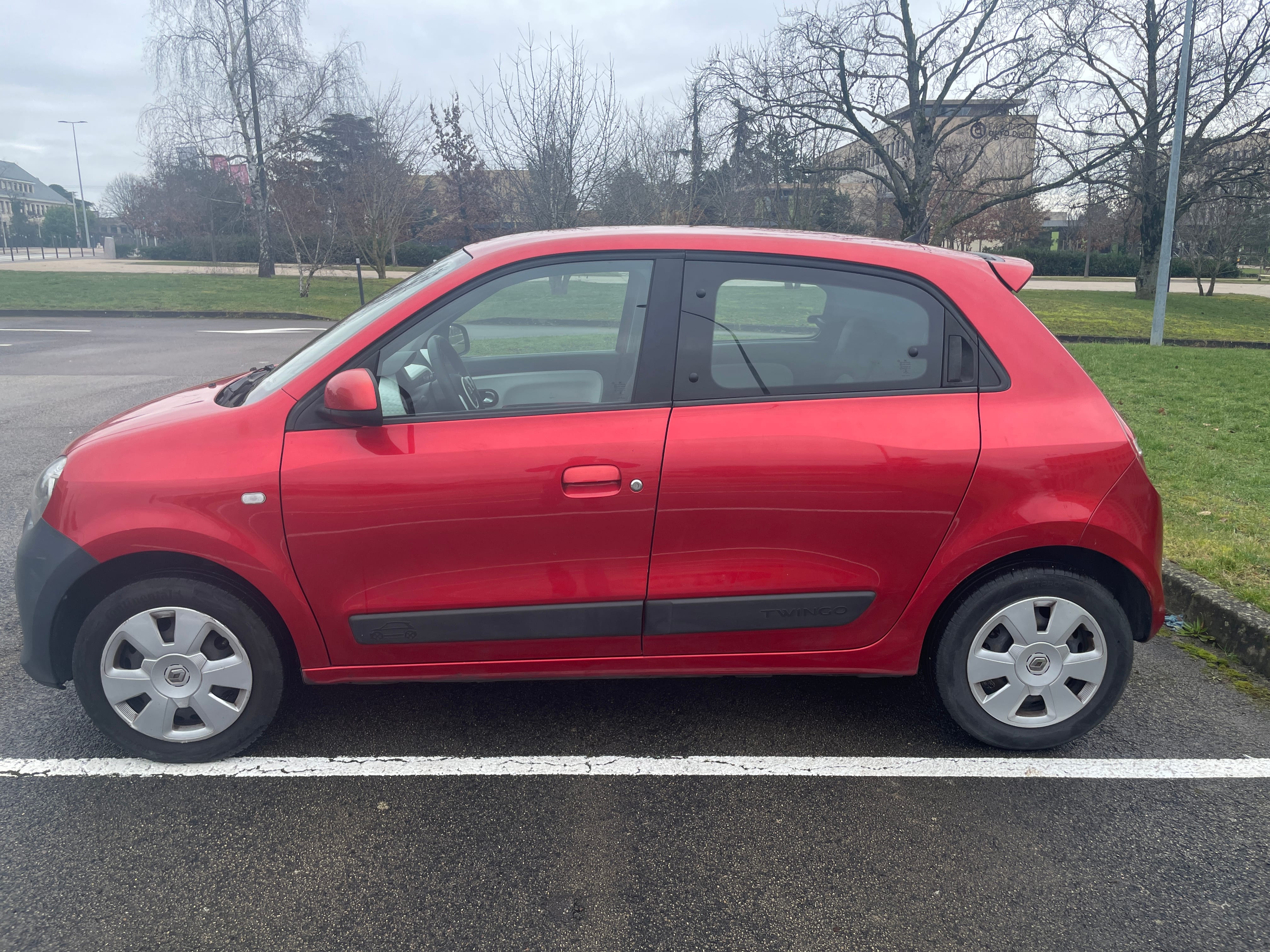 Renault Twingo III avec Climatisation