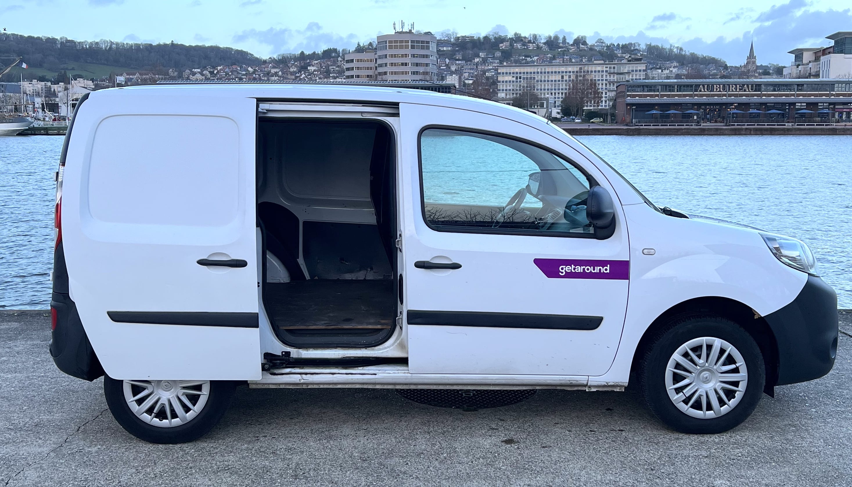 Renault Kangoo Express avec Entrée audio / iPod