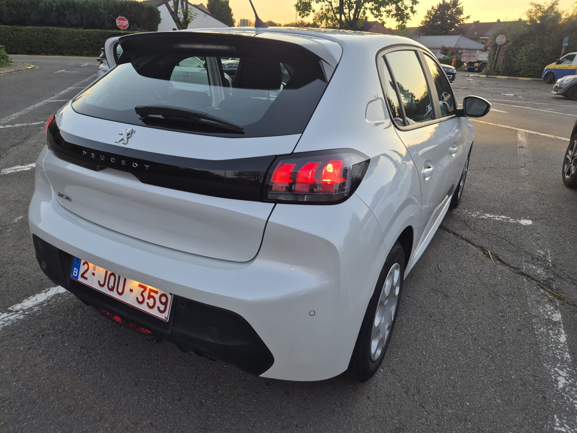 Peugeot 208 avec Climatisation