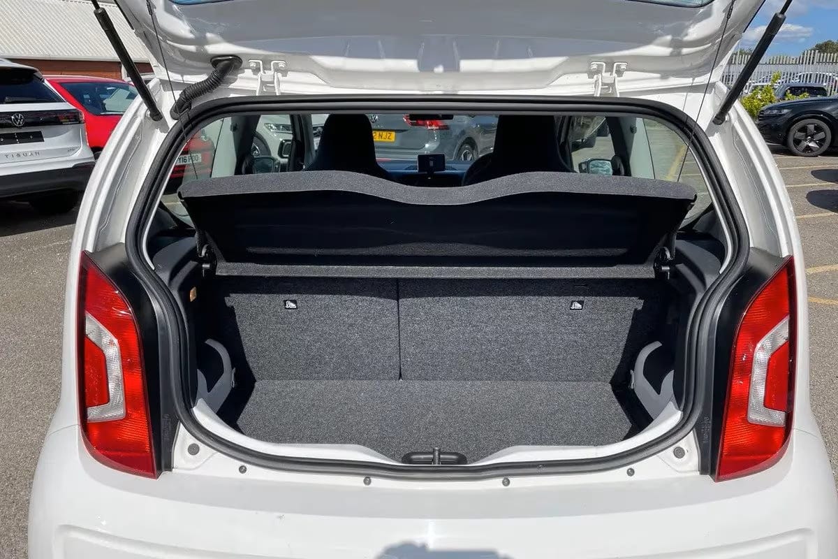 Volkswagen e-Up ! med Bluetooth audio