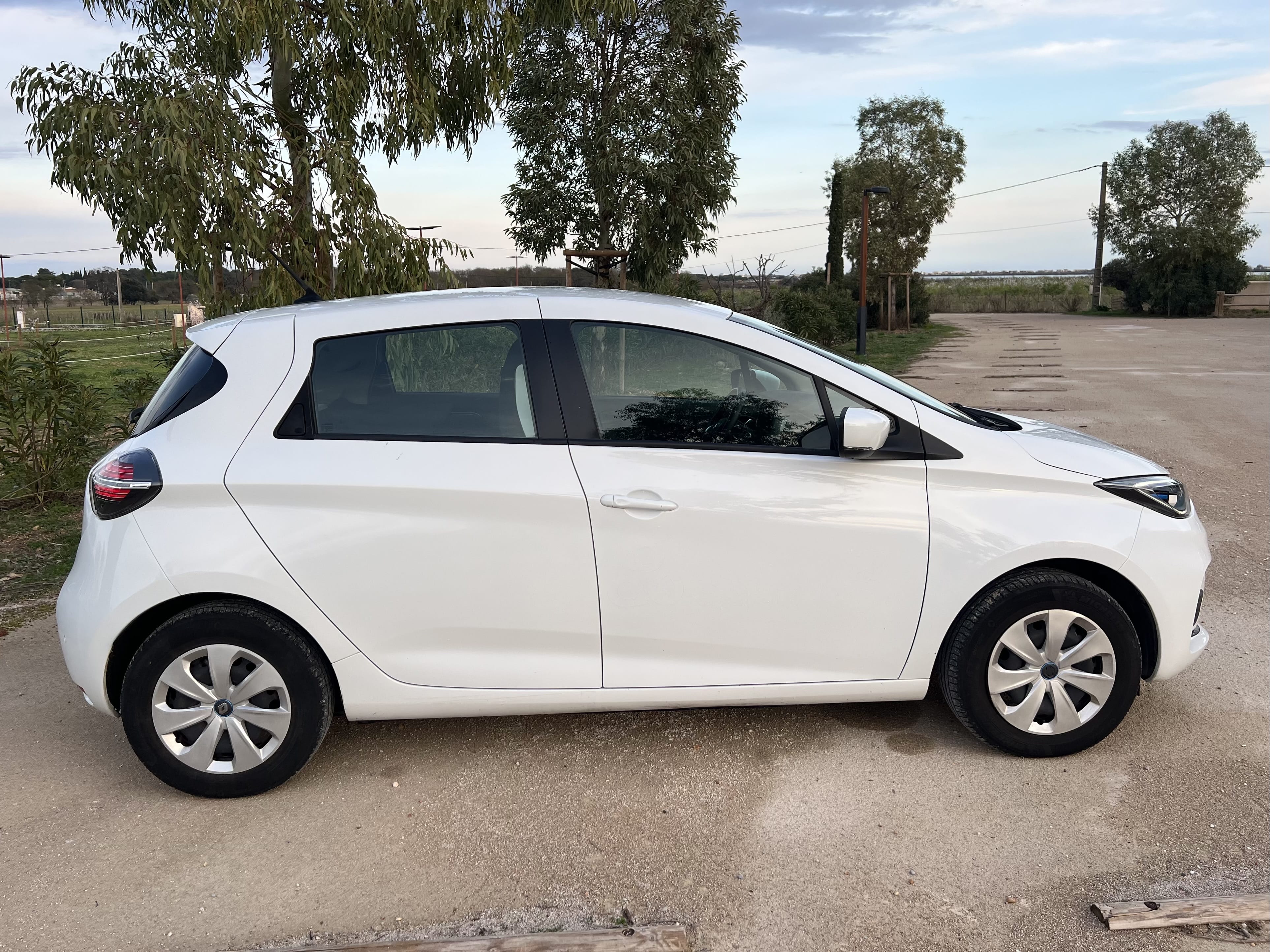 Renault ZOE Life Grand Coffre avec Climatisation