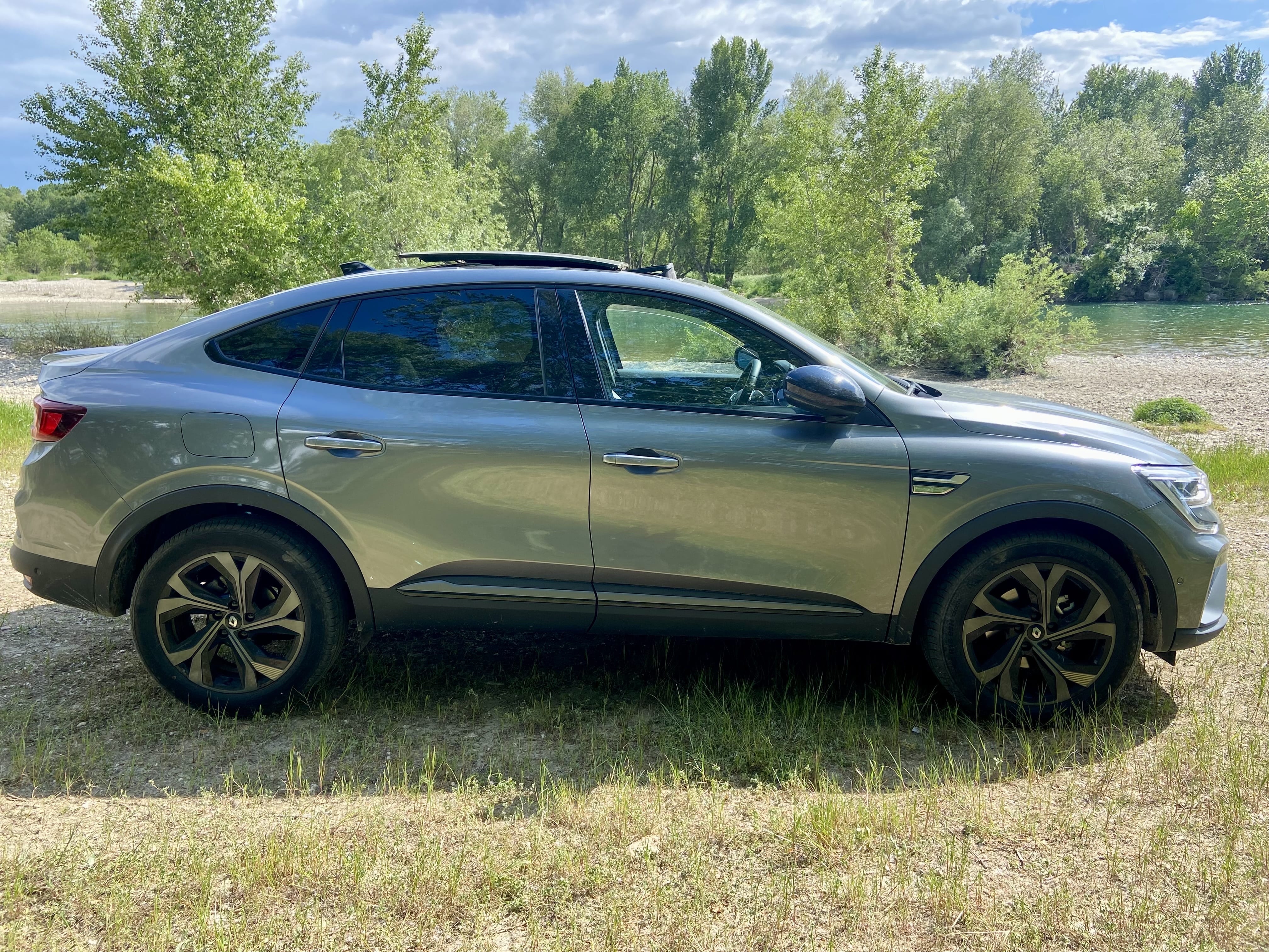 Renault Arkana E-Tech avec Entrée audio / iPod