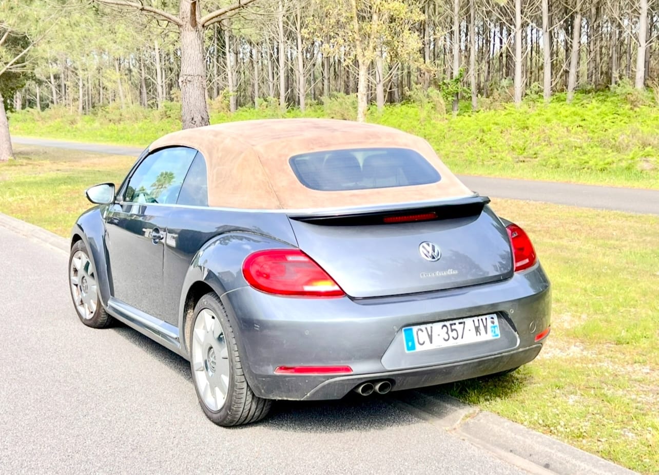 Volkswagen New Beetle Cabriolet avec GPS