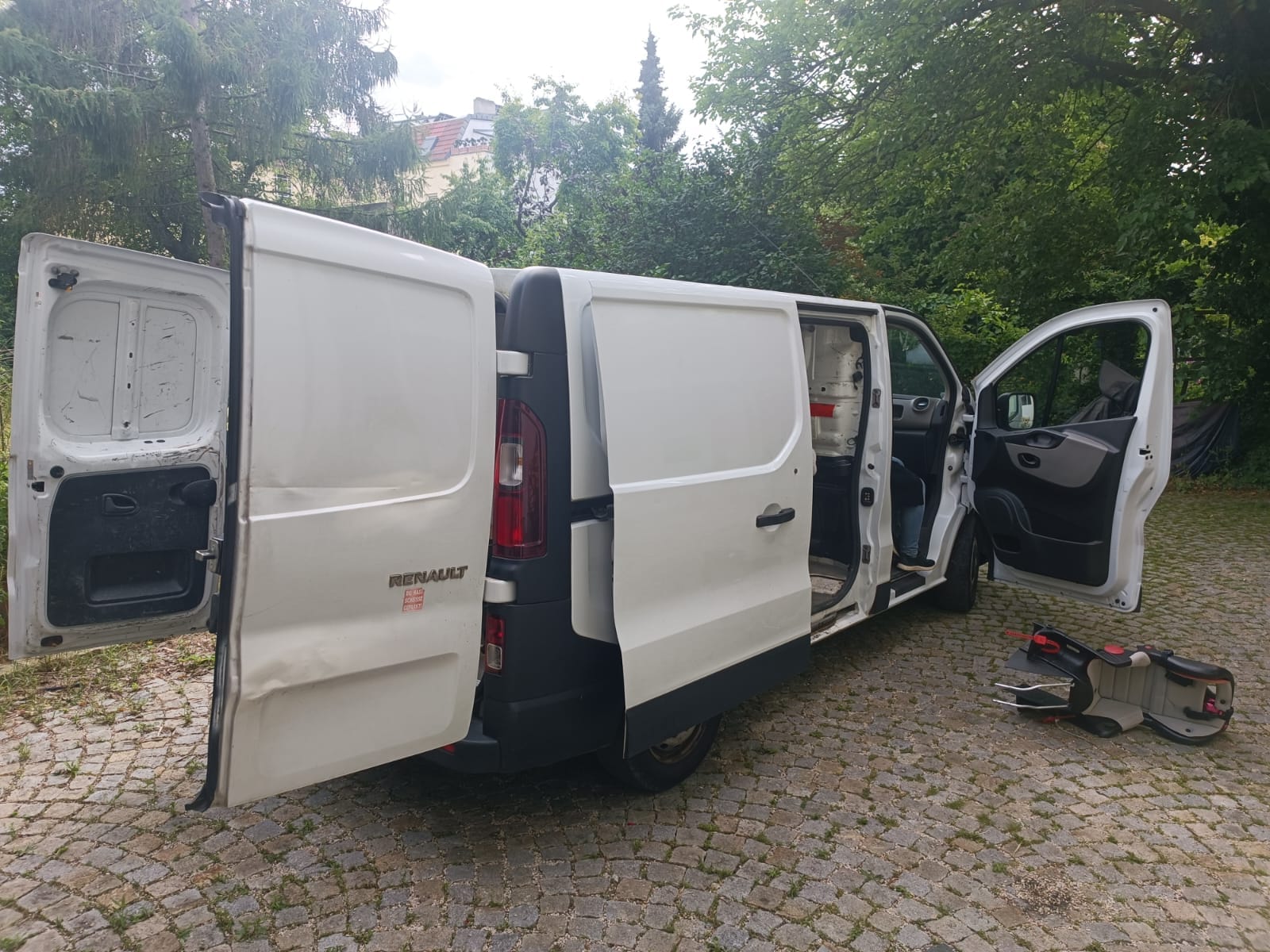 Renault Trafic mit USB-Ladeanschlüsse