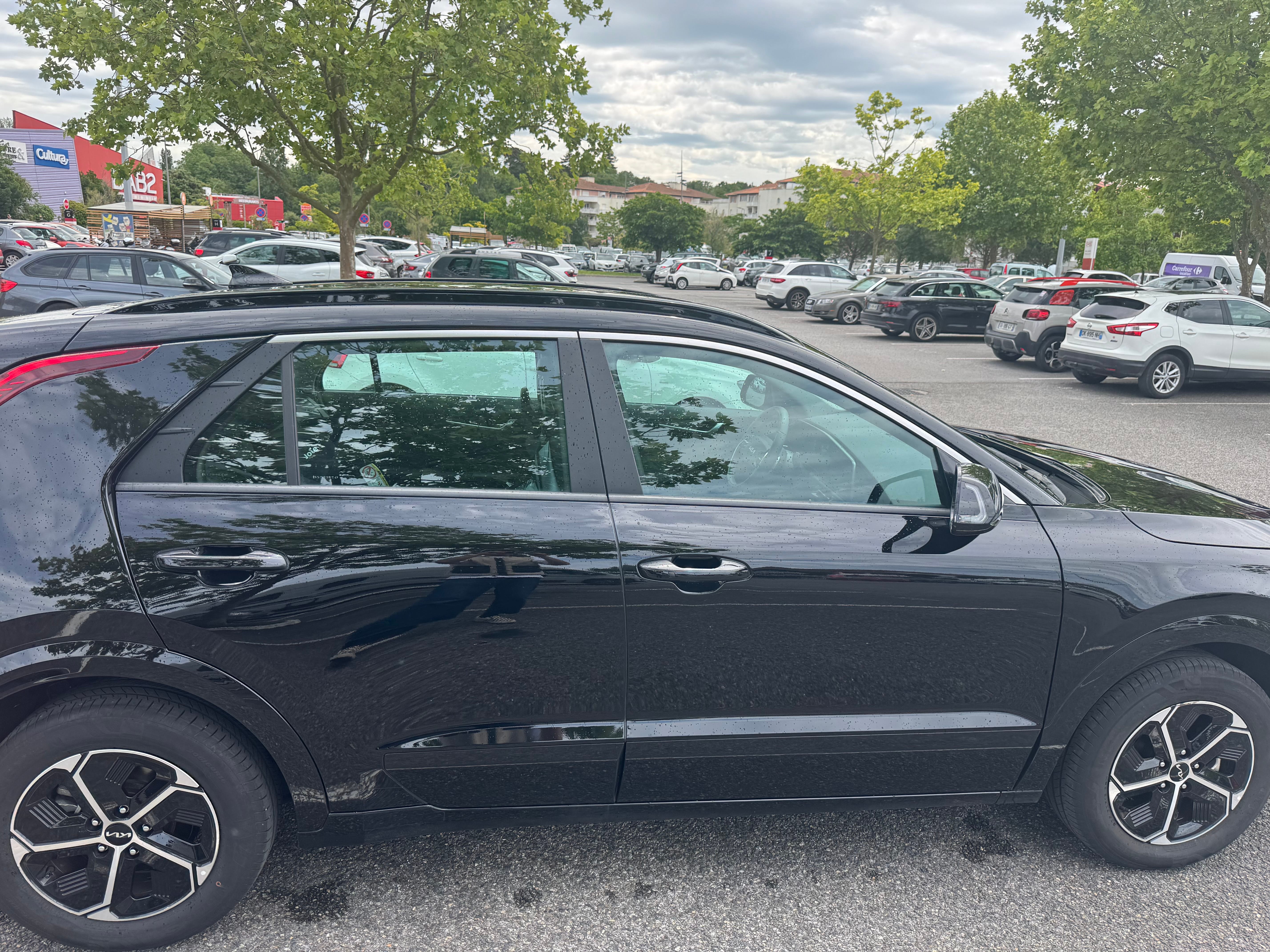Kia Niro Hybride avec Climatisation