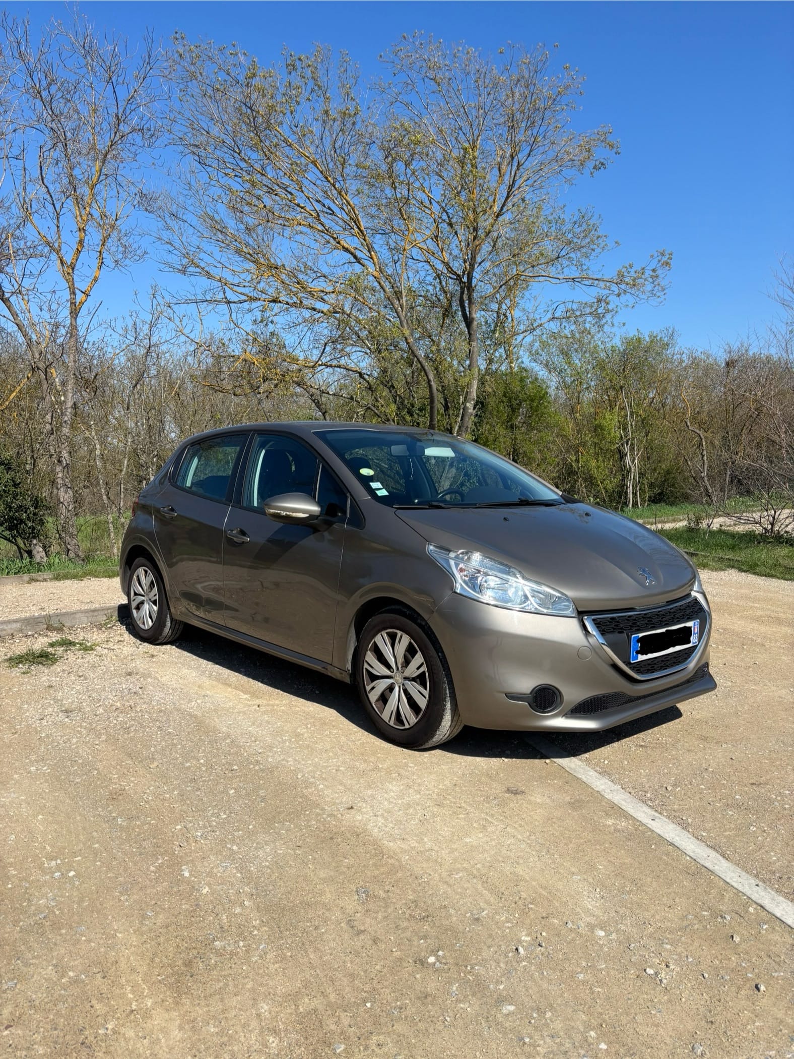 Peugeot 208 avec Climatisation