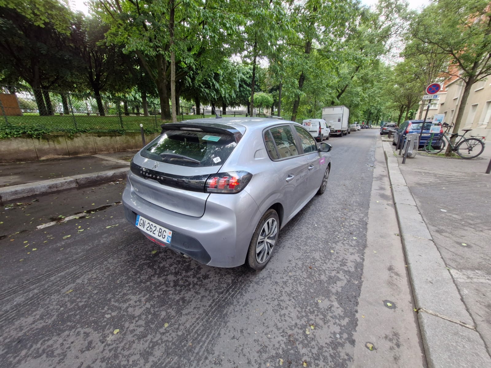 Peugeot 208 avec Régulateur de vitesse