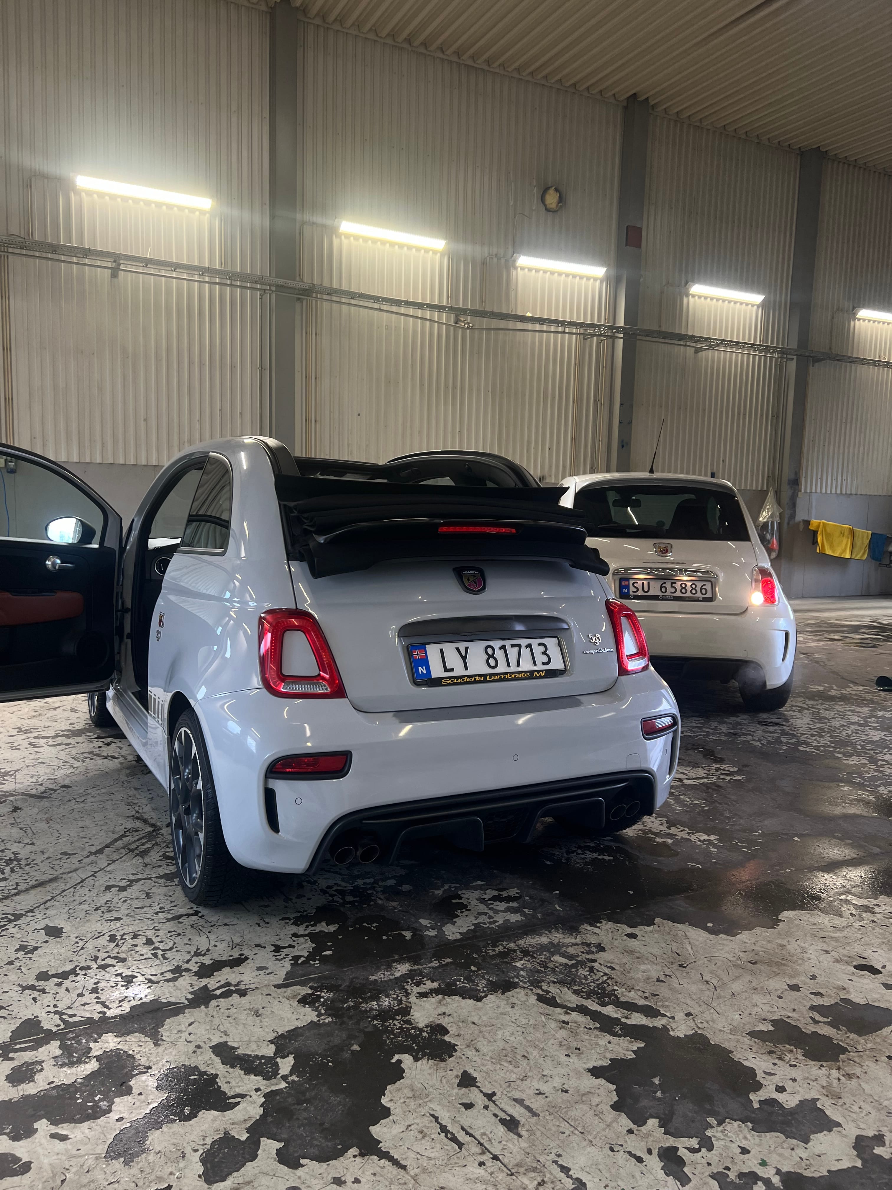 Abarth 595 1.4 - 220hk med GPS