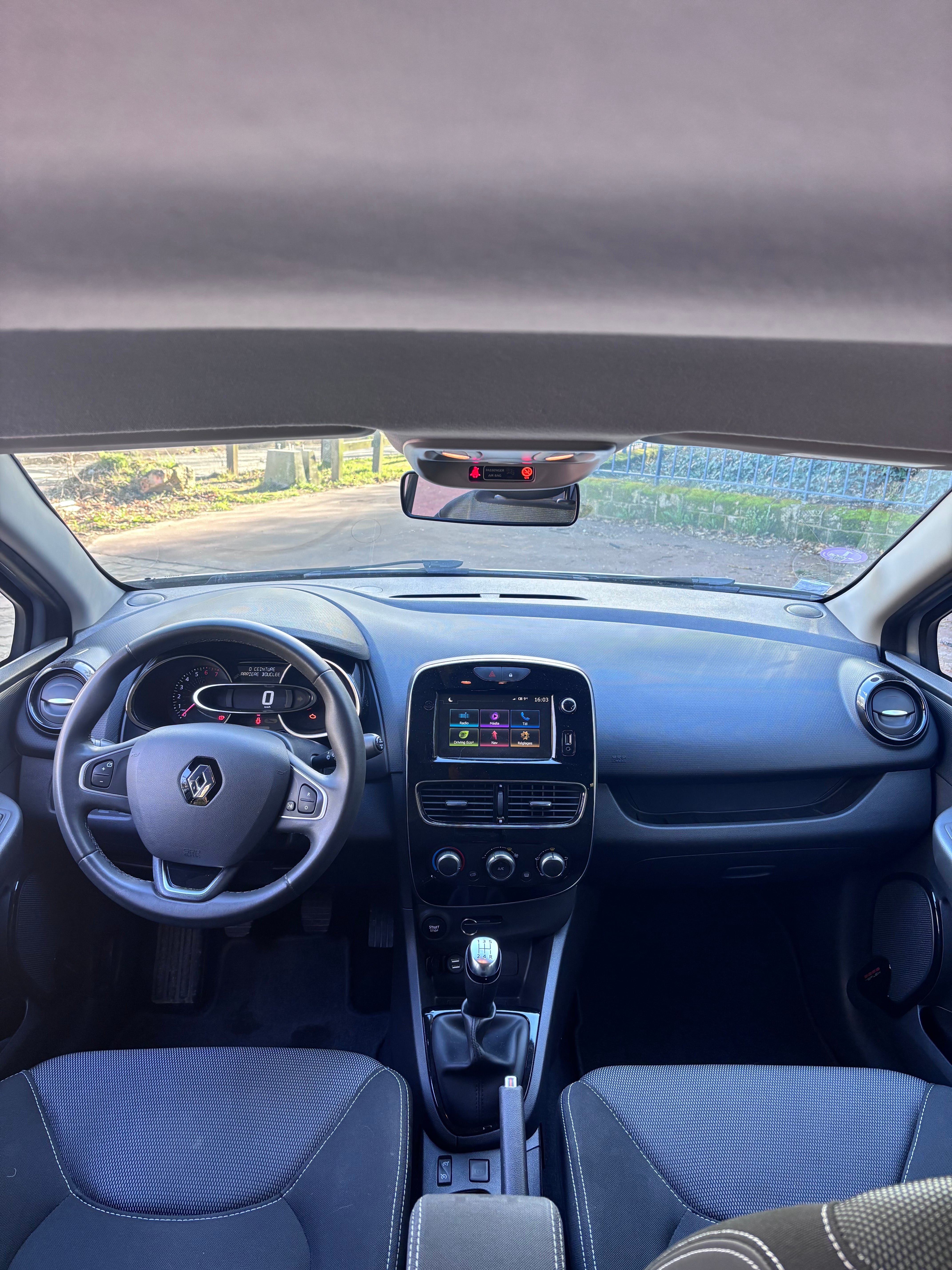 Renault Clio avec Régulateur de vitesse
