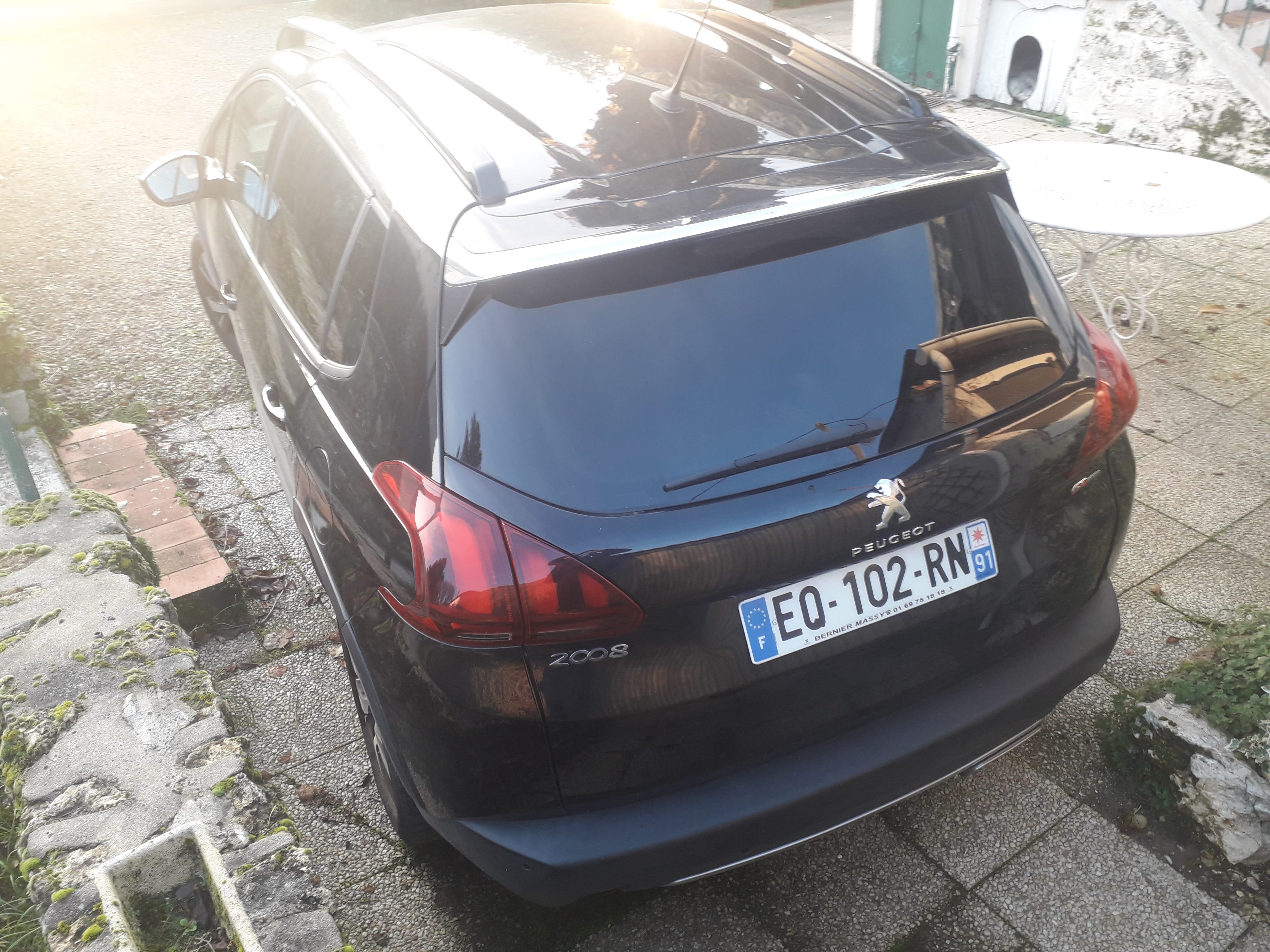 Peugeot 2008 1.2 PURETECH 110CH GT LINE avec GPS