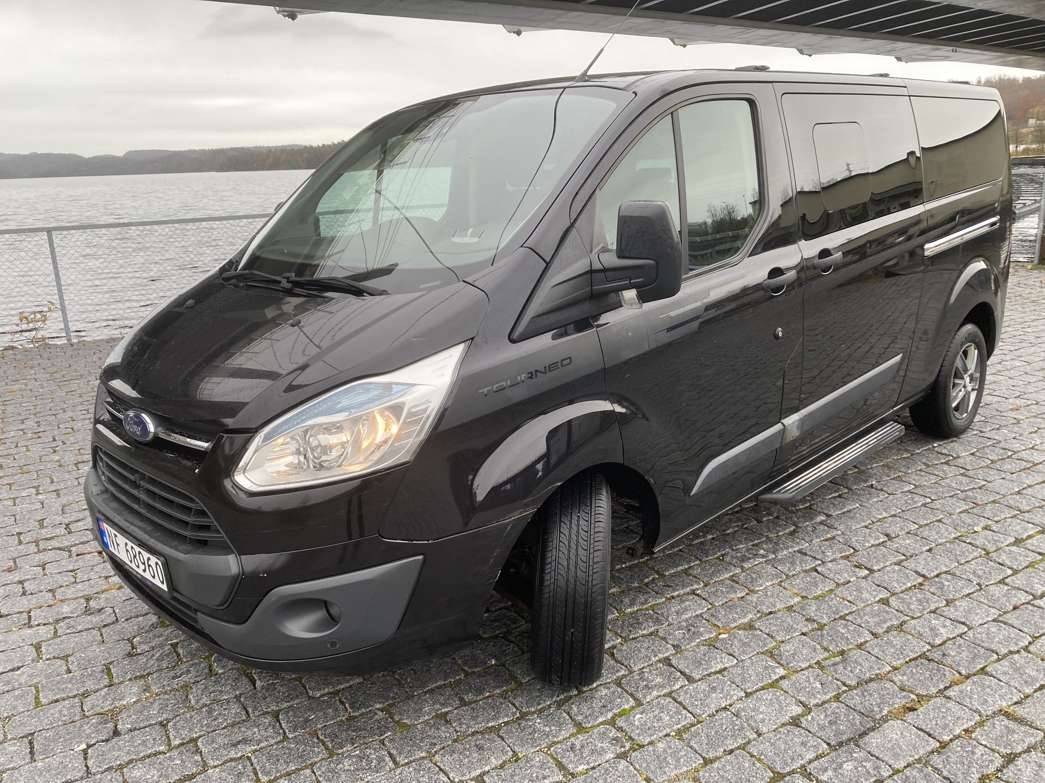 Ford Tourneo Custom 2.2 hdi 155hk, 2014, Diesel, 9 seter eller mer