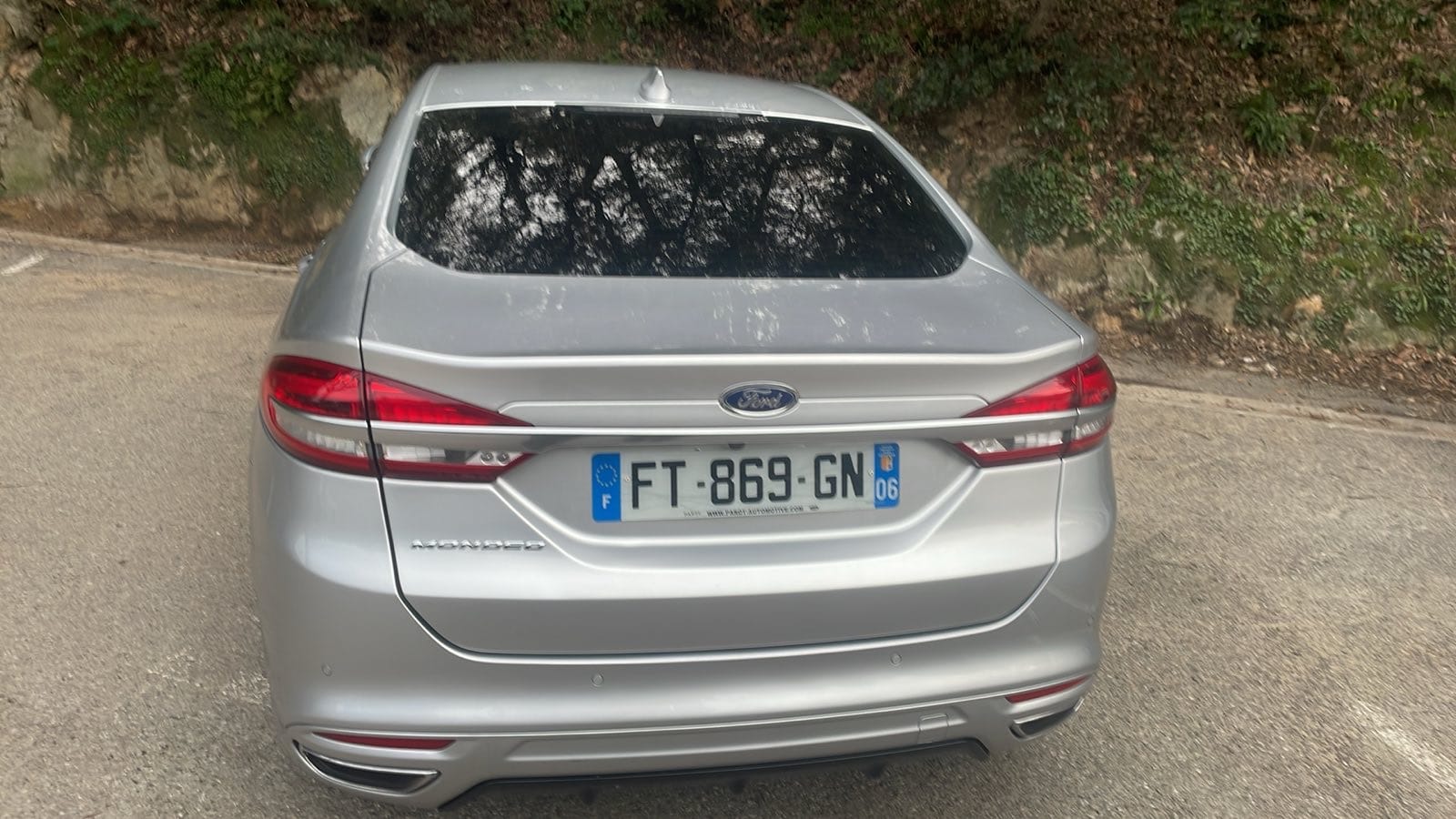 Ford Mondeo Hybride avec Régulateur de vitesse