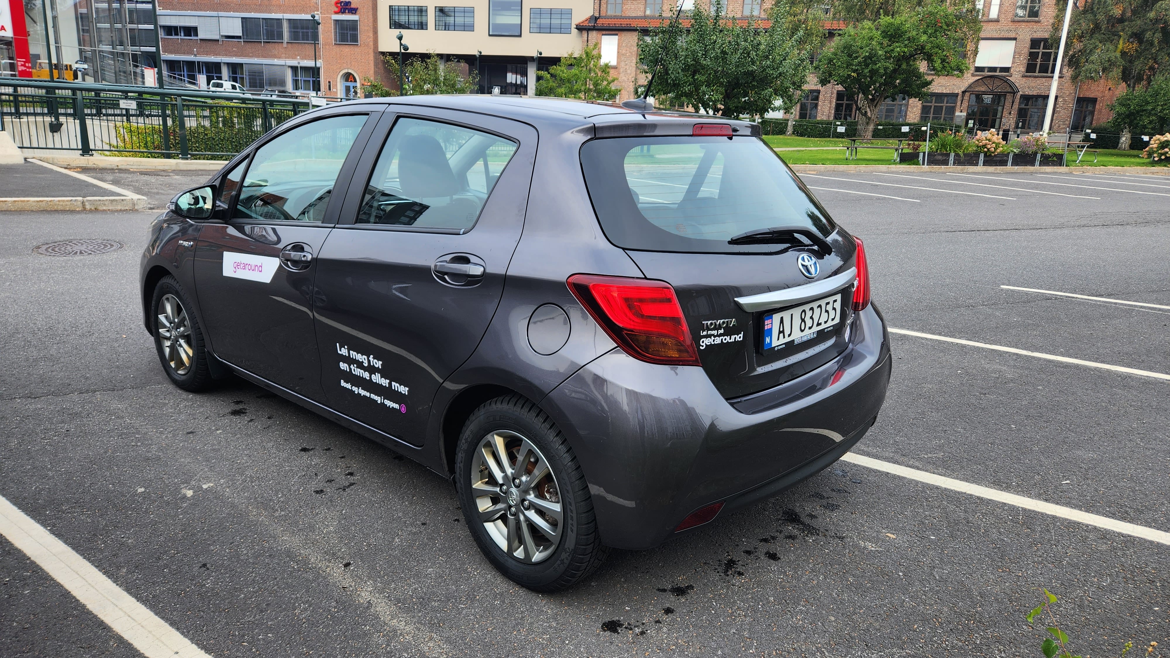 Toyota Yaris Hybrid 1,5 Bensin/Hybrid, Automat med GPS