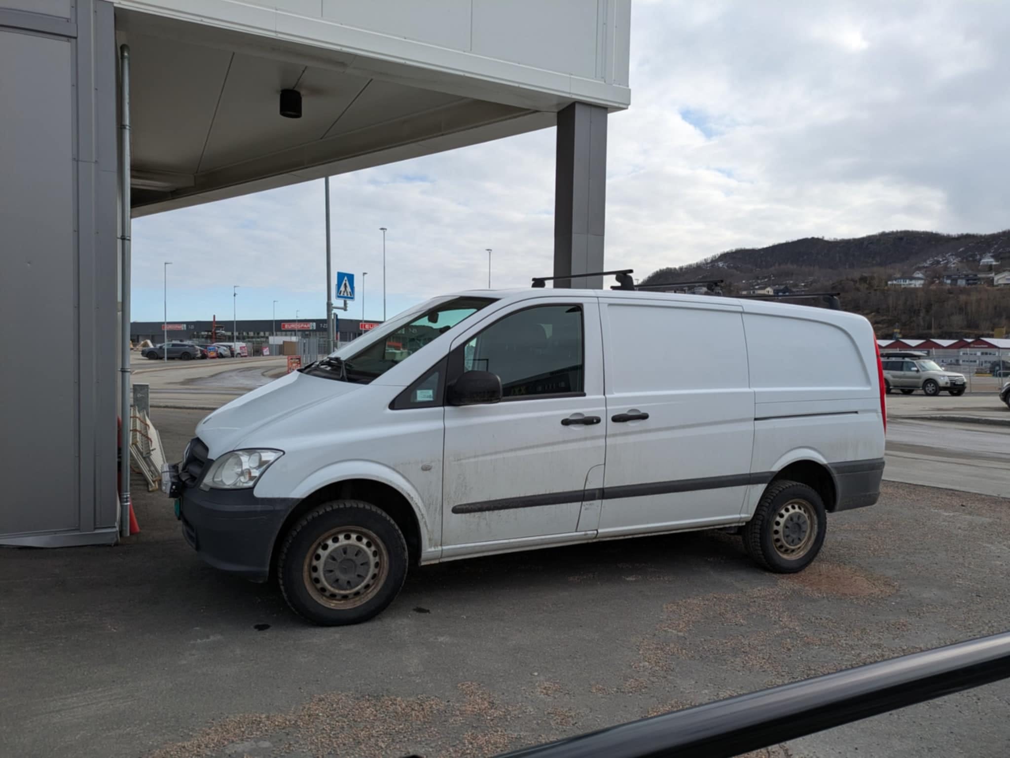 Mercedes-Benz Vito 4MATIC Varebil med Aircondition
