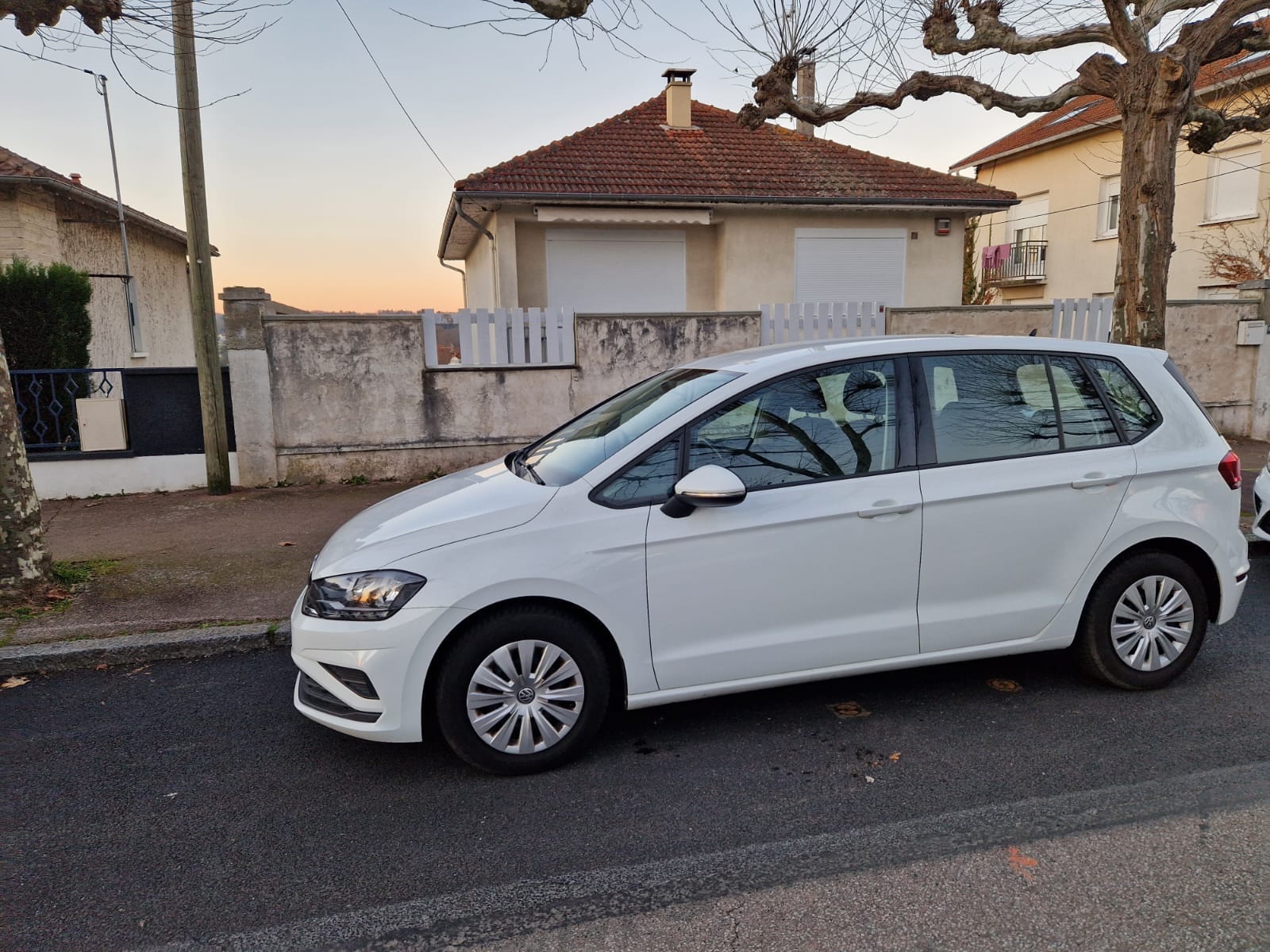 Volkswagen Golf Sportsvan avec Climatisation