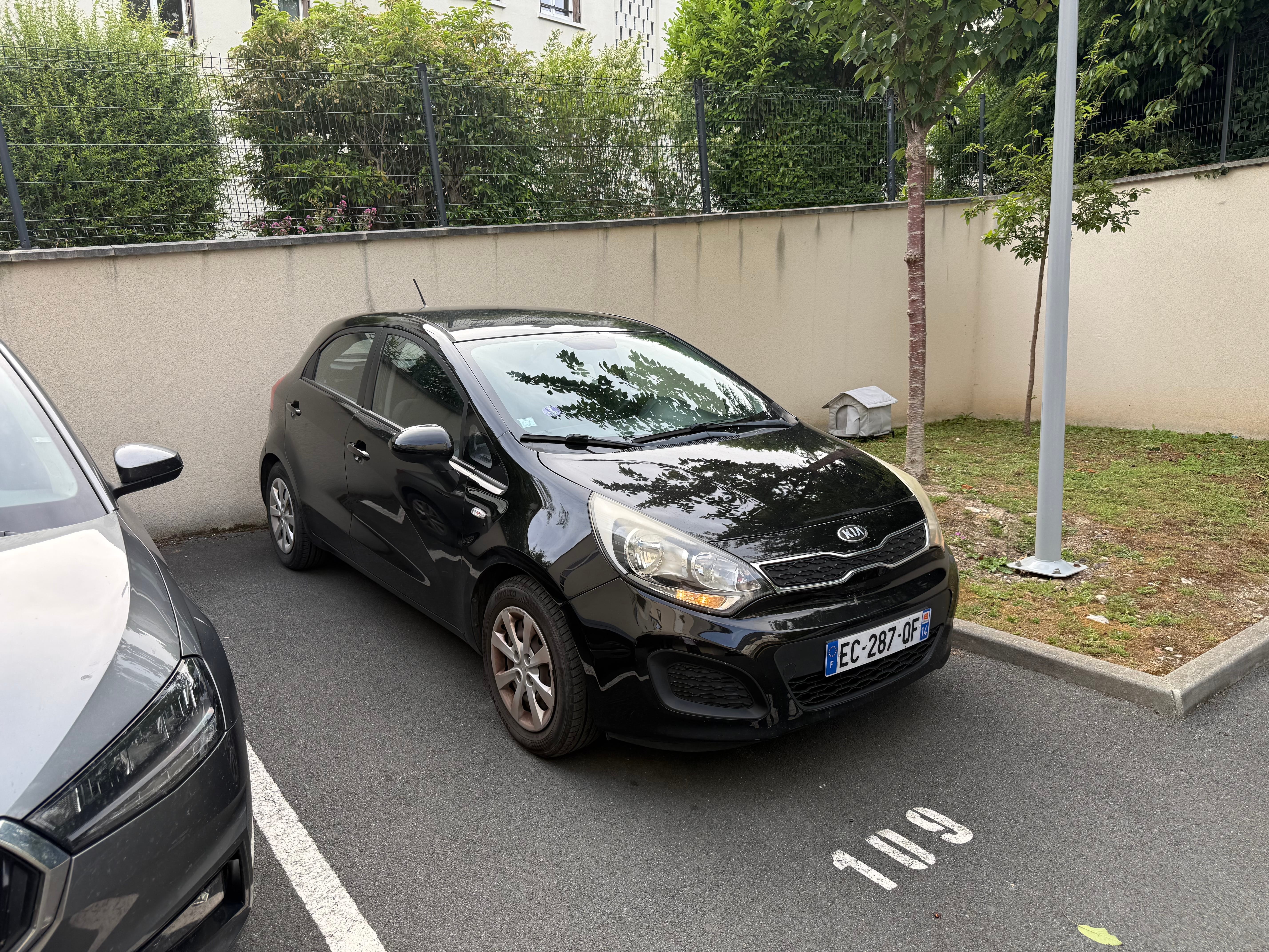 Kia Rio 1.2 avec Audio Bluetooth