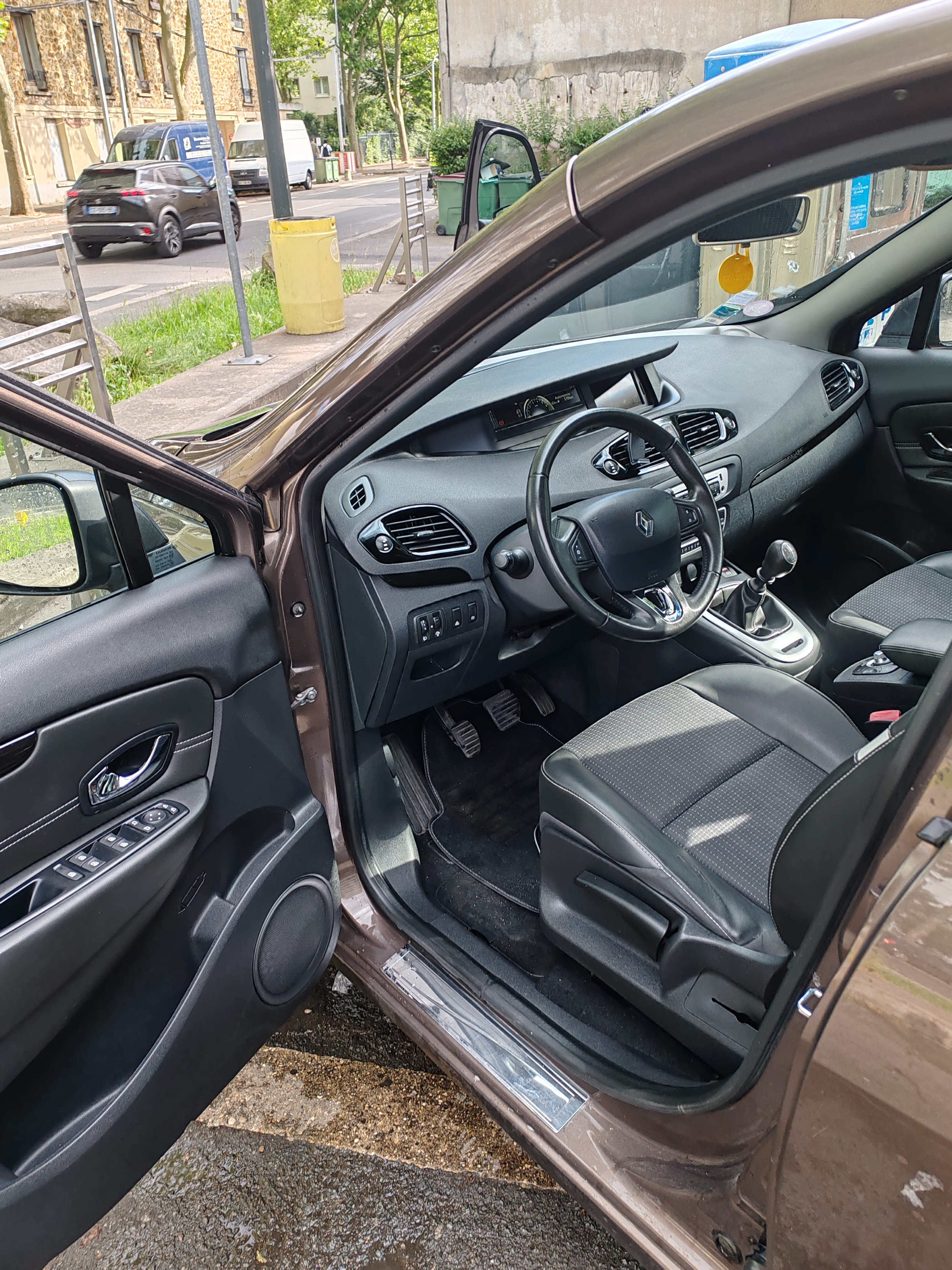 Renault Scenic avec Régulateur de vitesse