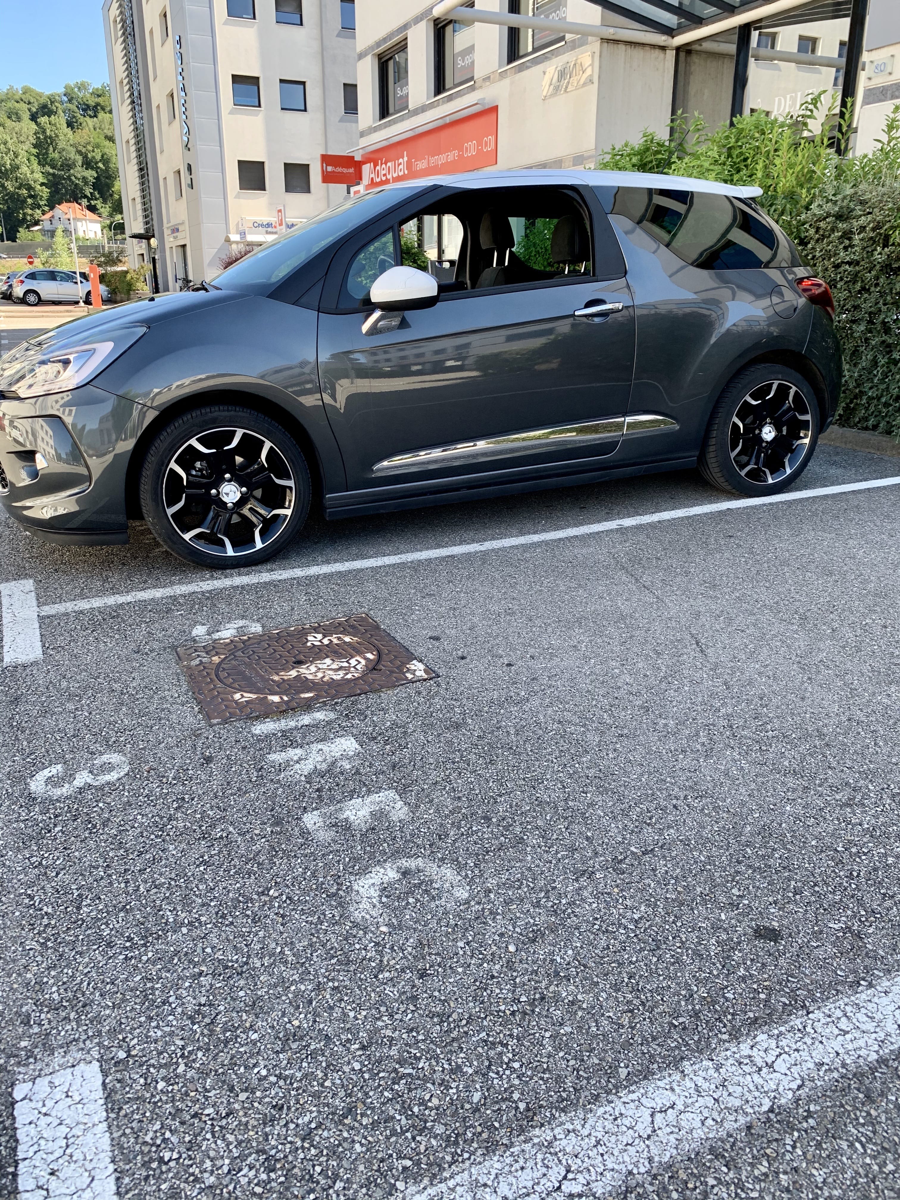 Citroen DS3 1.6 bluehdi 120 Sport Chic avec Climatisation