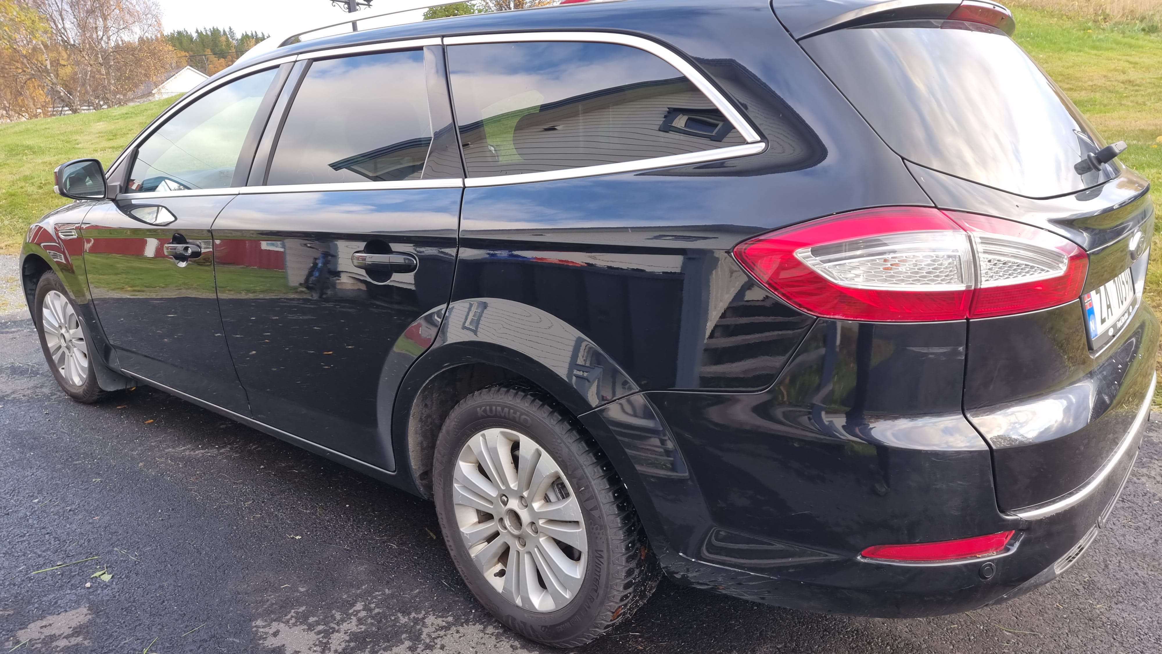 Ford Mondeo SW Business med Sykkelstativ