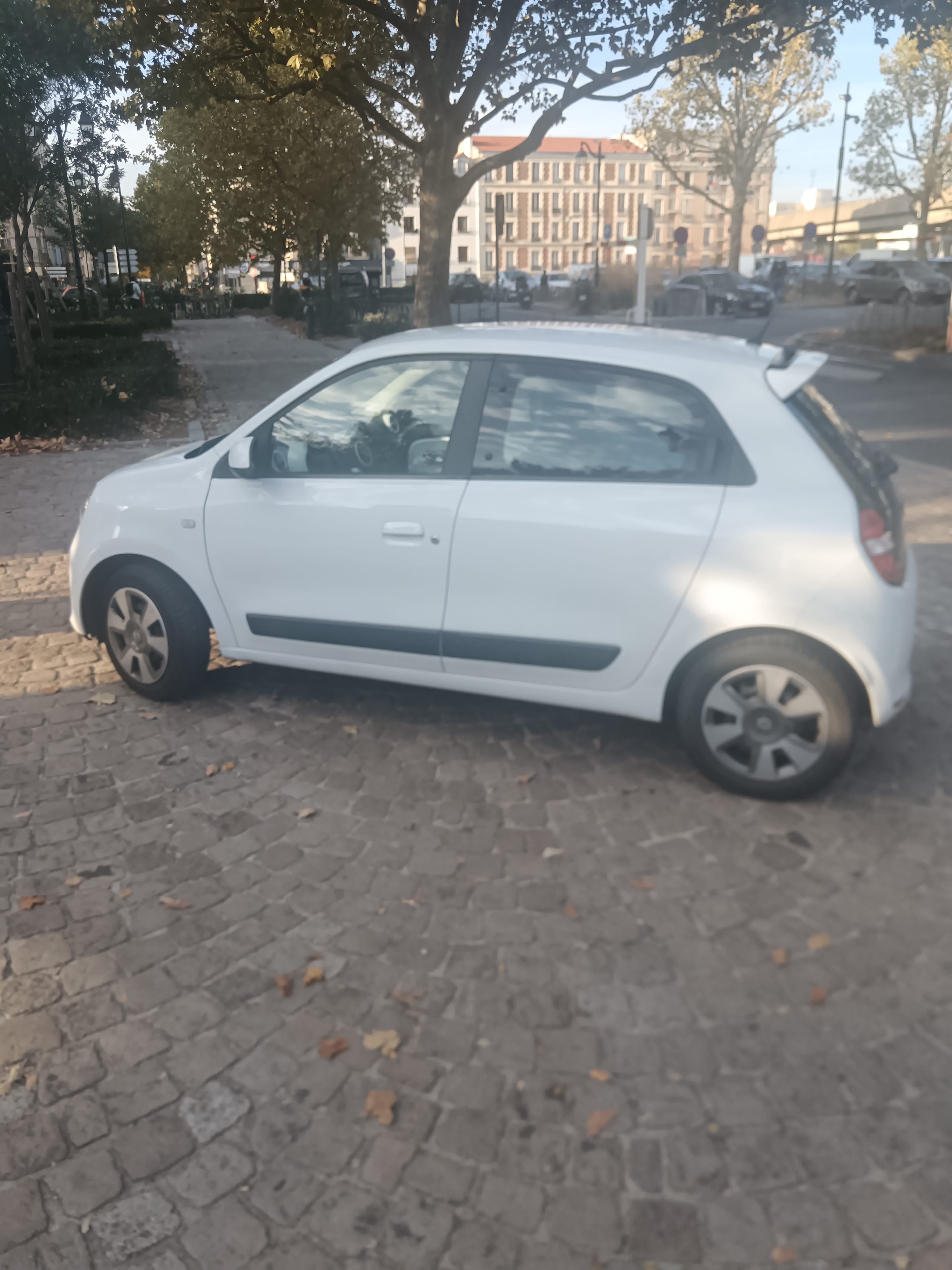 Renault Twingo III avec Climatisation