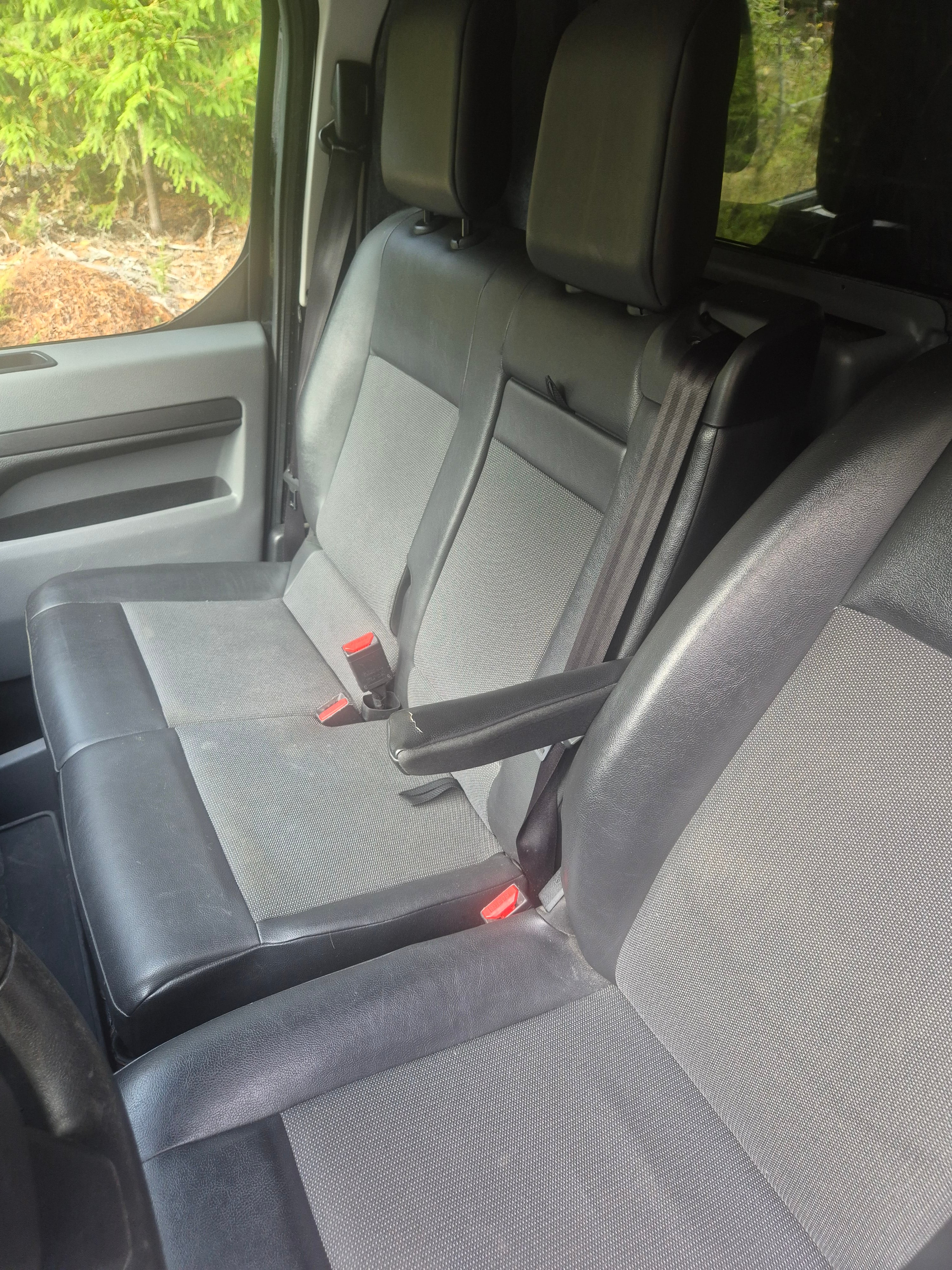 Peugeot Expert med Bluetooth audio