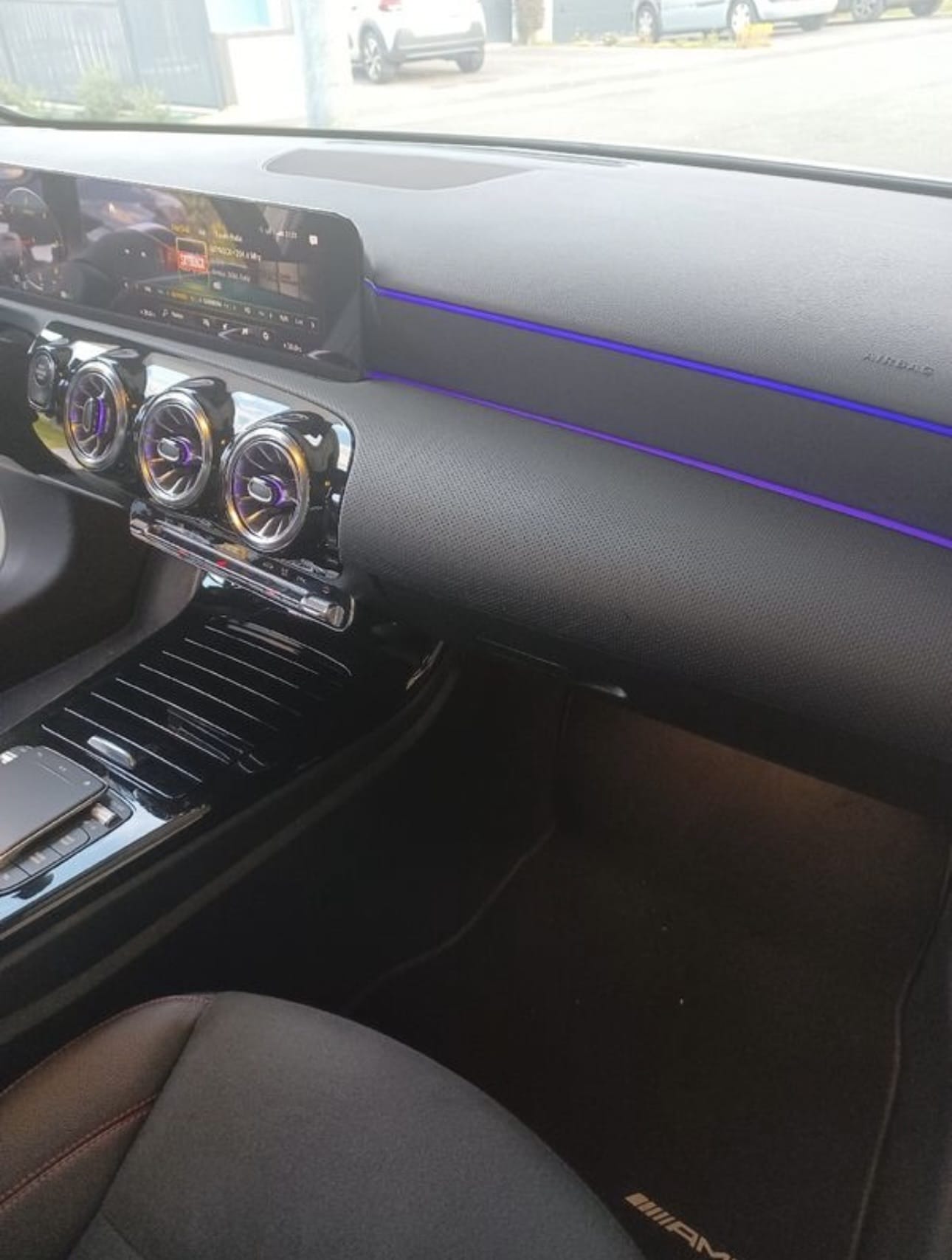 Mercedes-Benz Classe A 220 avec GPS