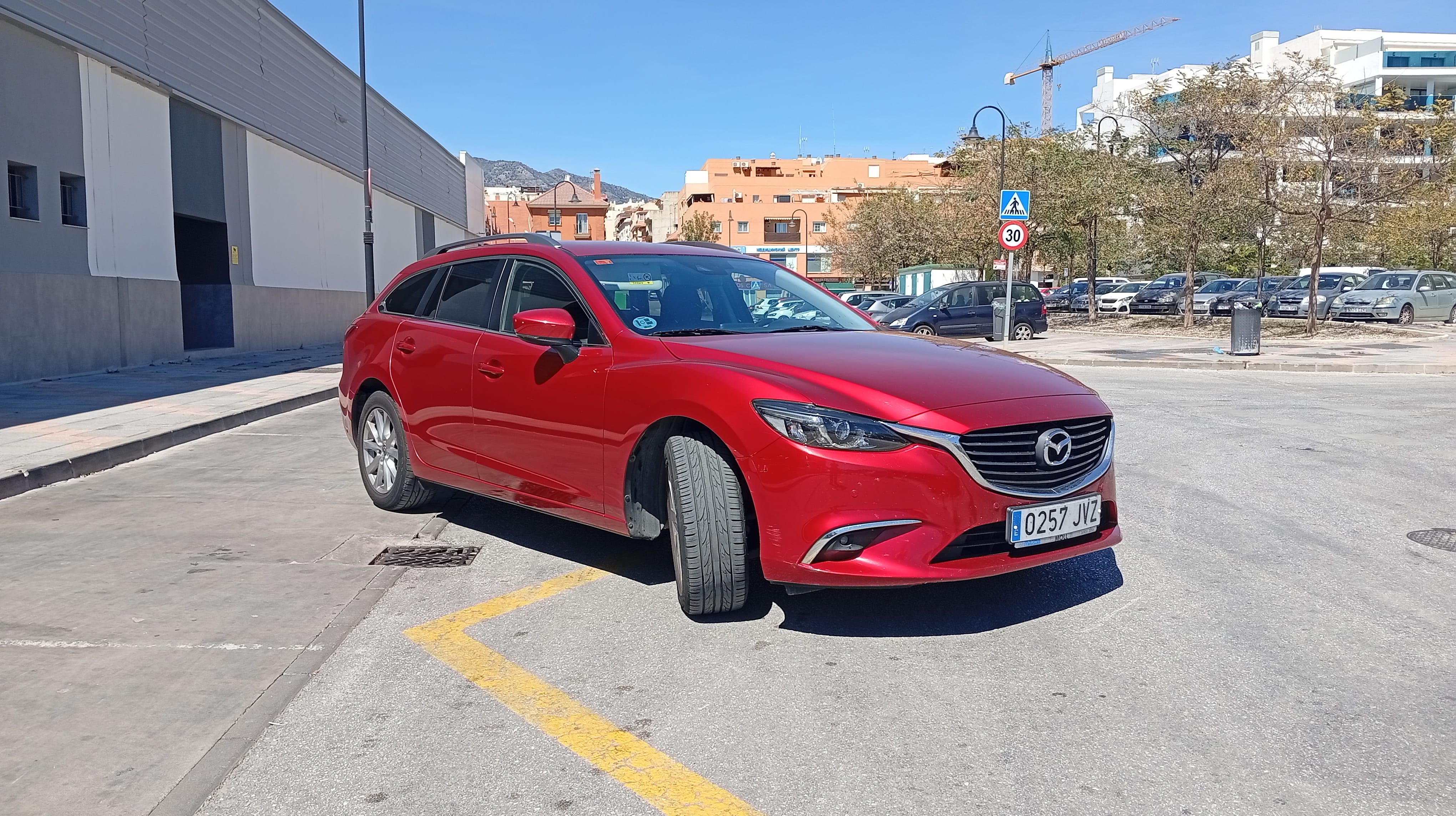 Mazda 6 2.0 SKYACTIVE G 145 CV, 2016, Gasolina 95