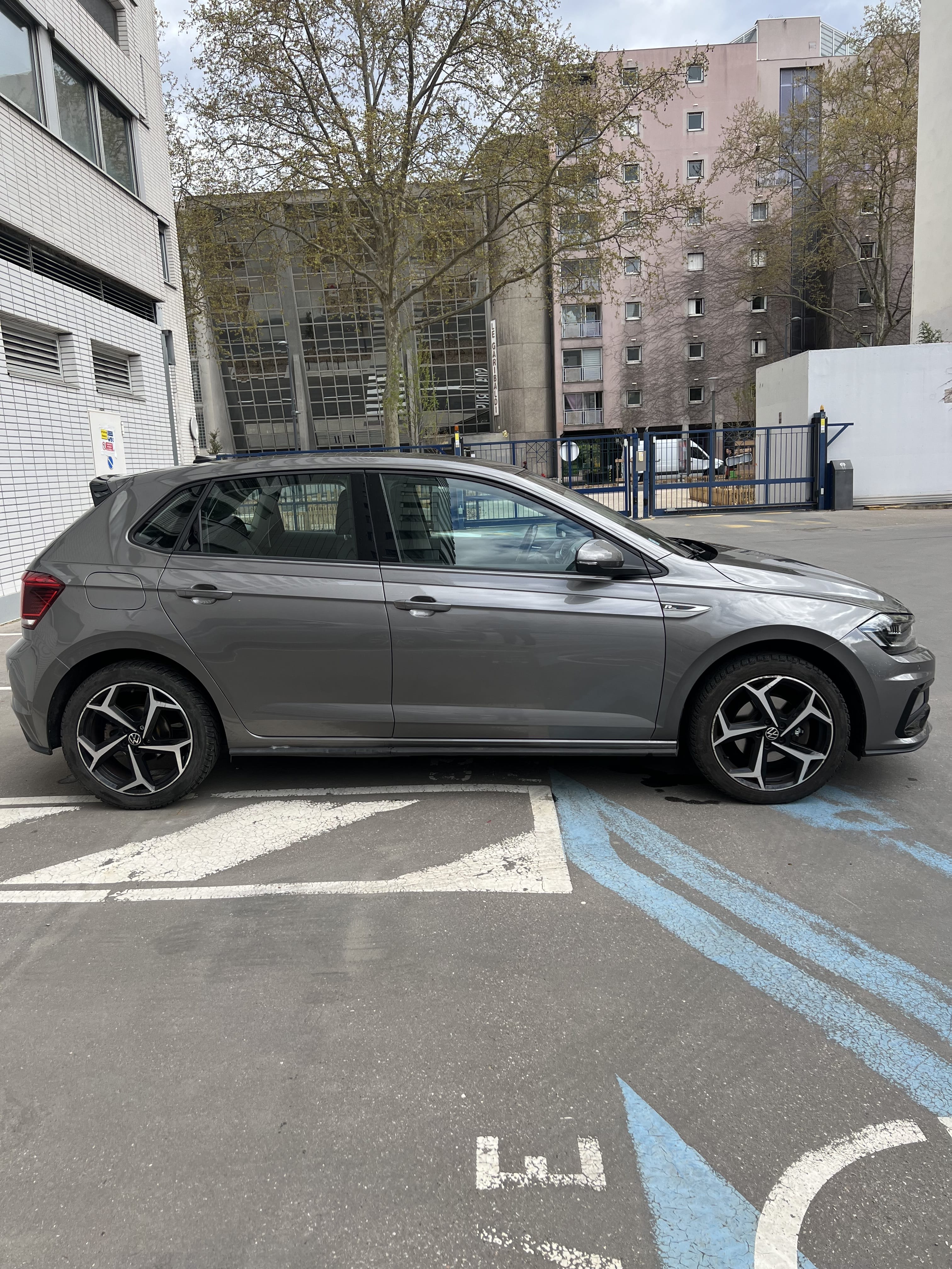 Volkswagen Polo avec Climatisation