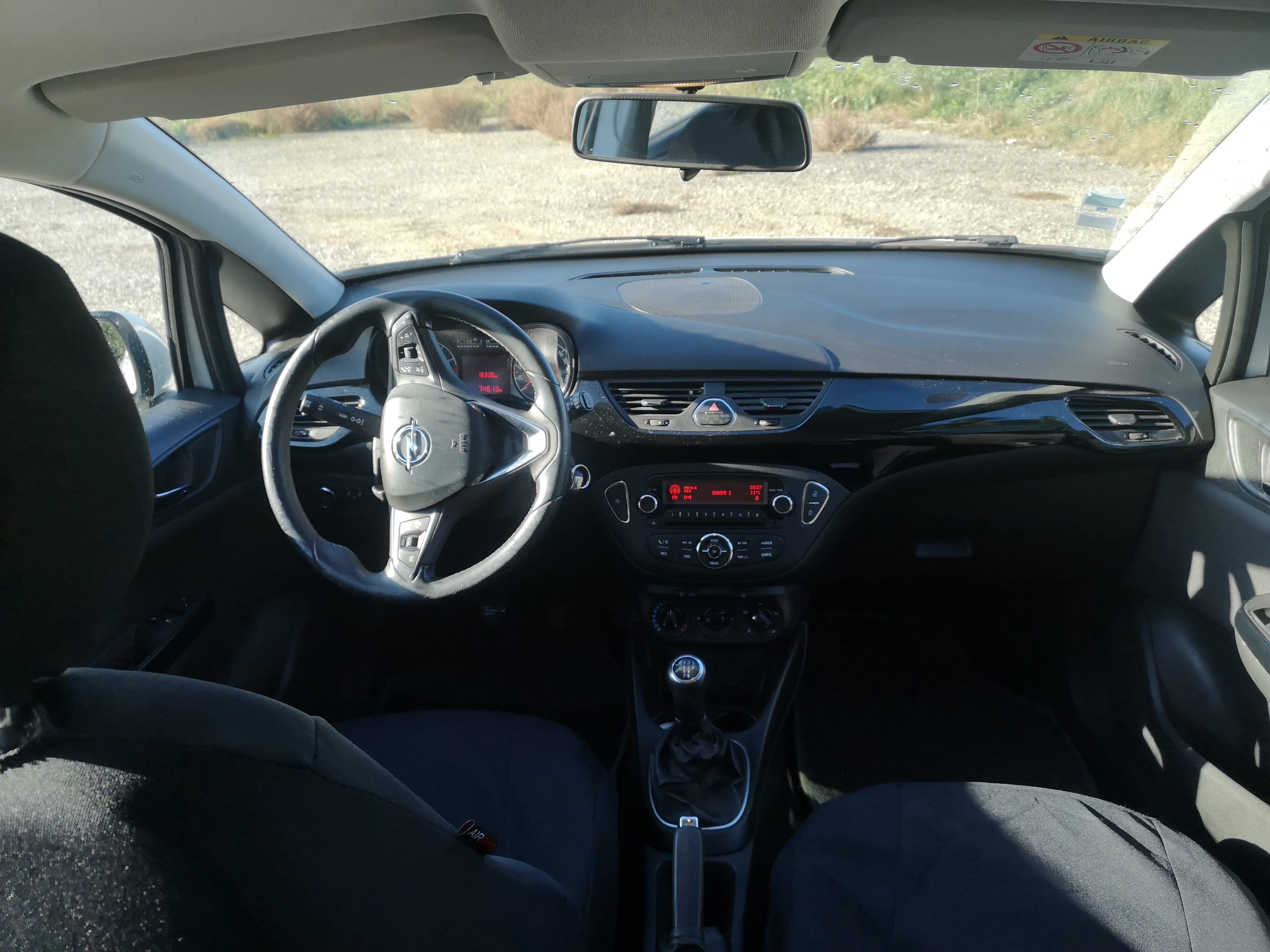 Opel Corsa avec Siège bébé