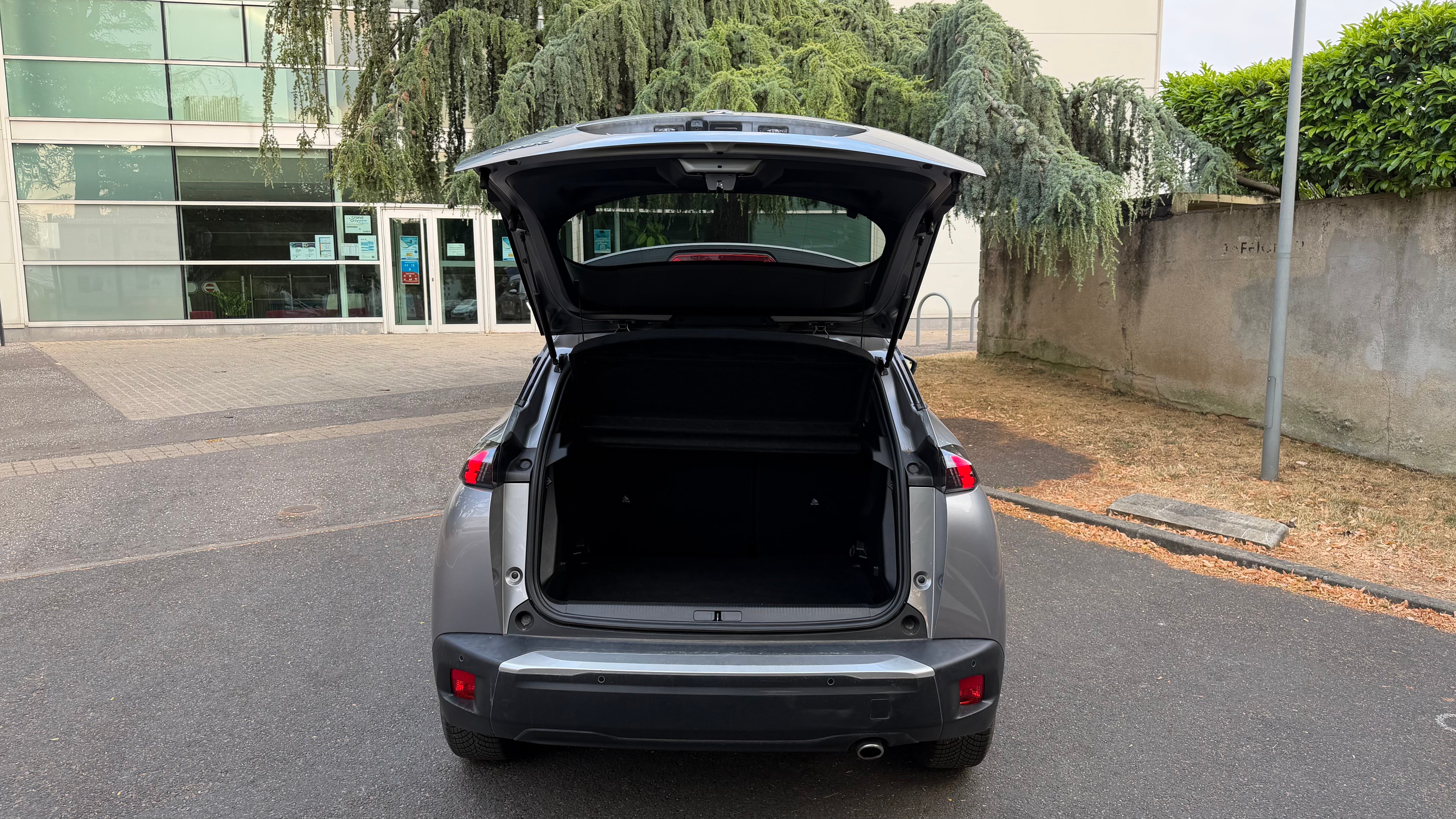 Peugeot 2008 avec Apple CarPlay