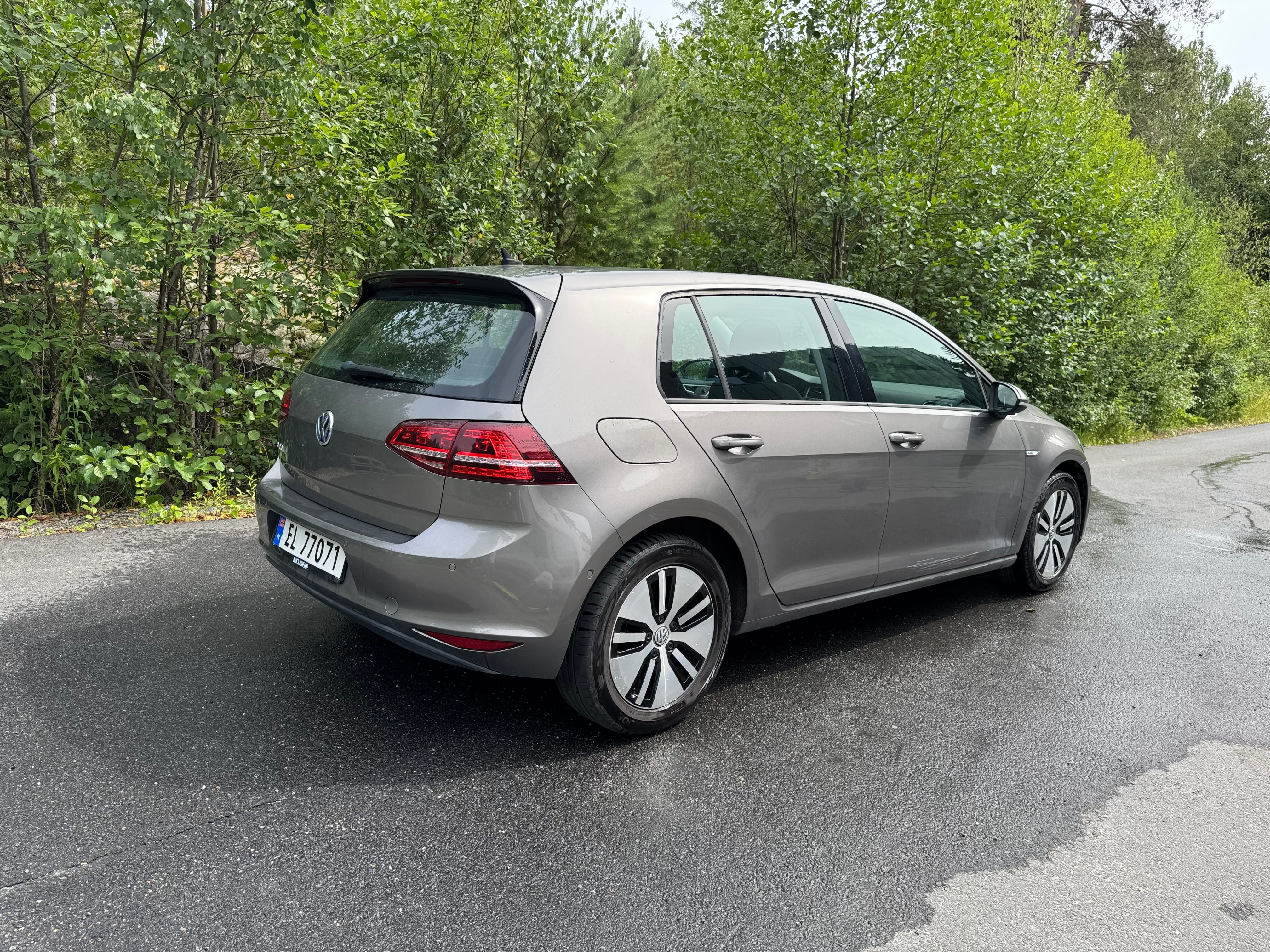 Volkswagen e-Golf Elektrisk med Ryggekamera