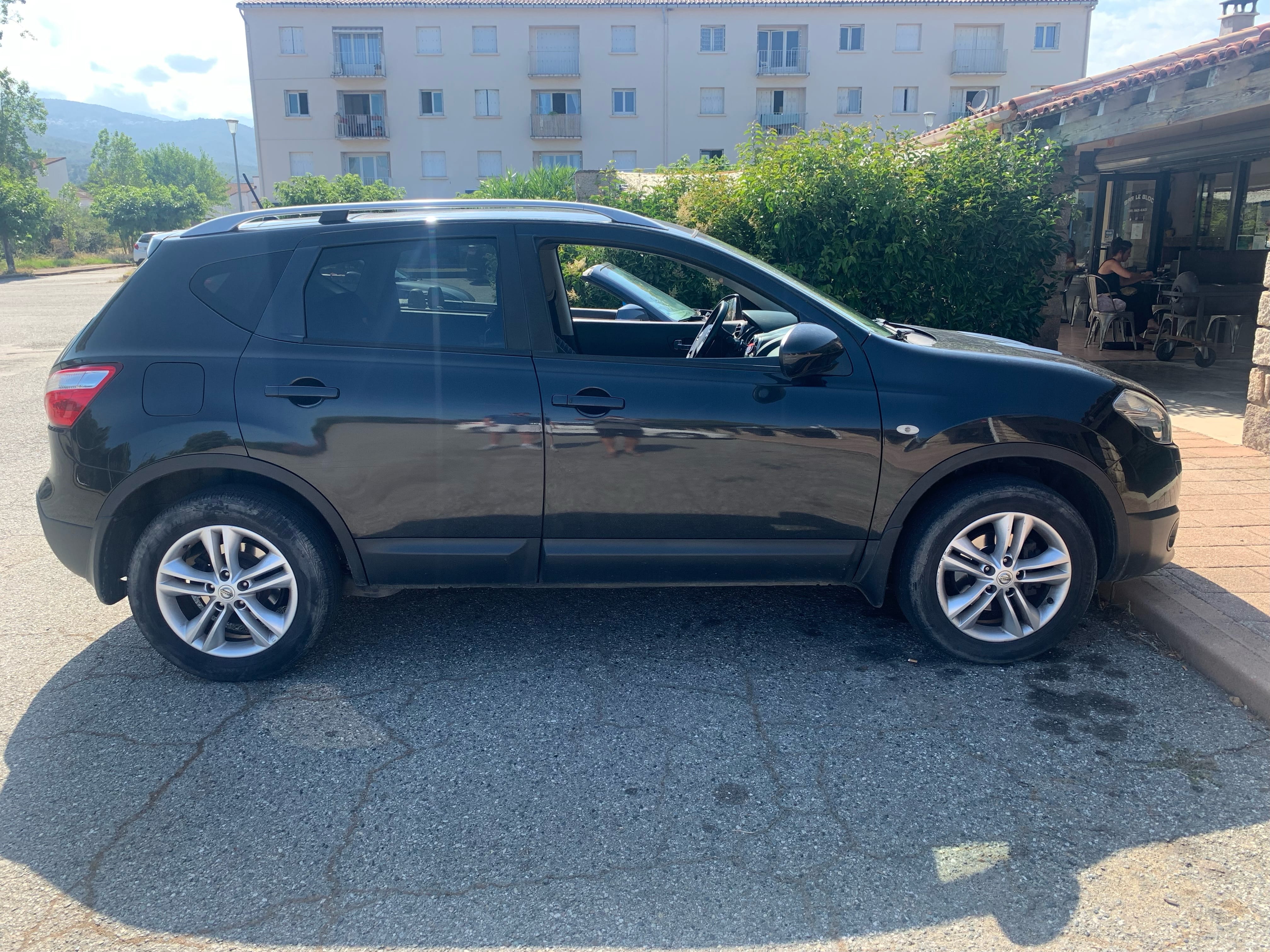 Nissan Qashqai avec Climatisation