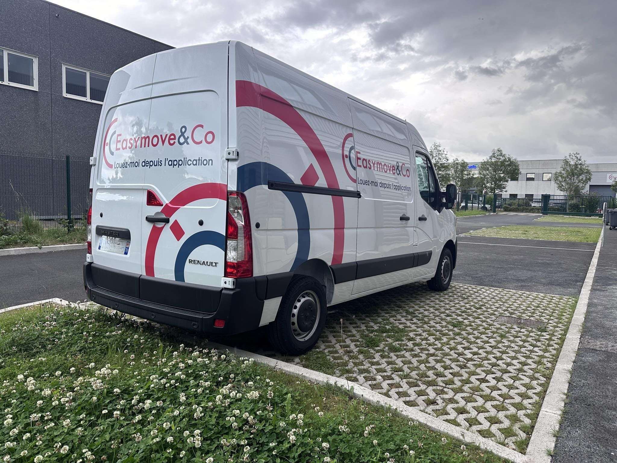 Renault Master avec Apple CarPlay