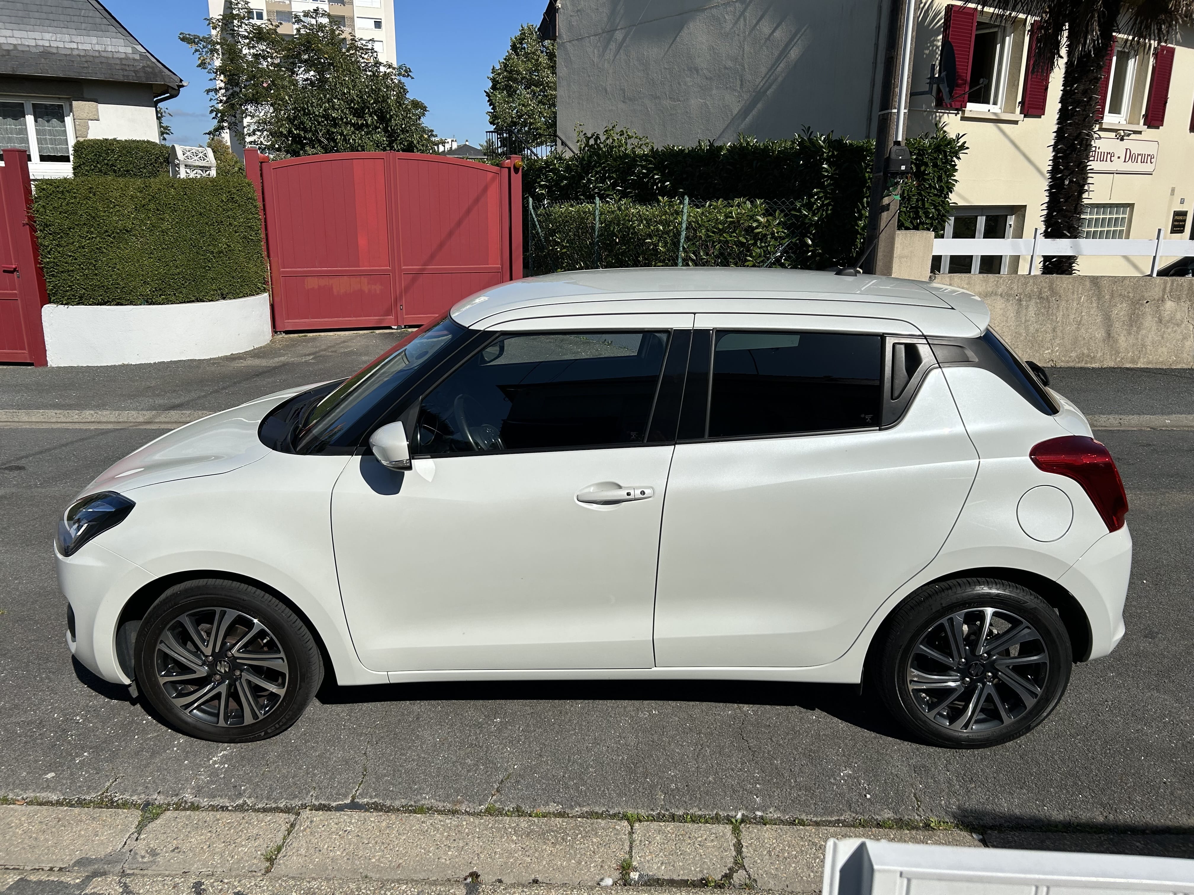 Suzuki Swift 1.2 avec Apple CarPlay