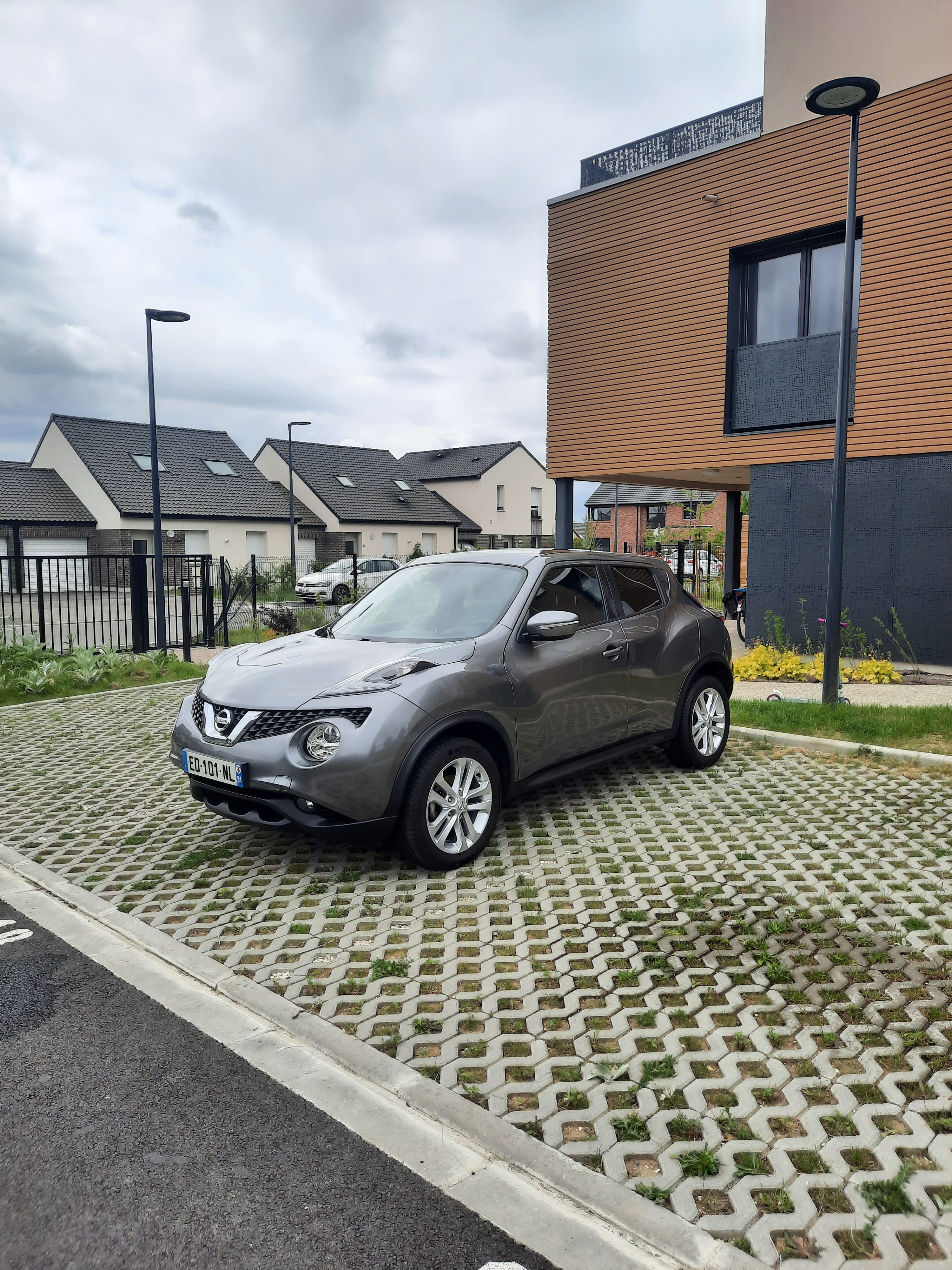 Nissan Juke, 2016, Essence 95