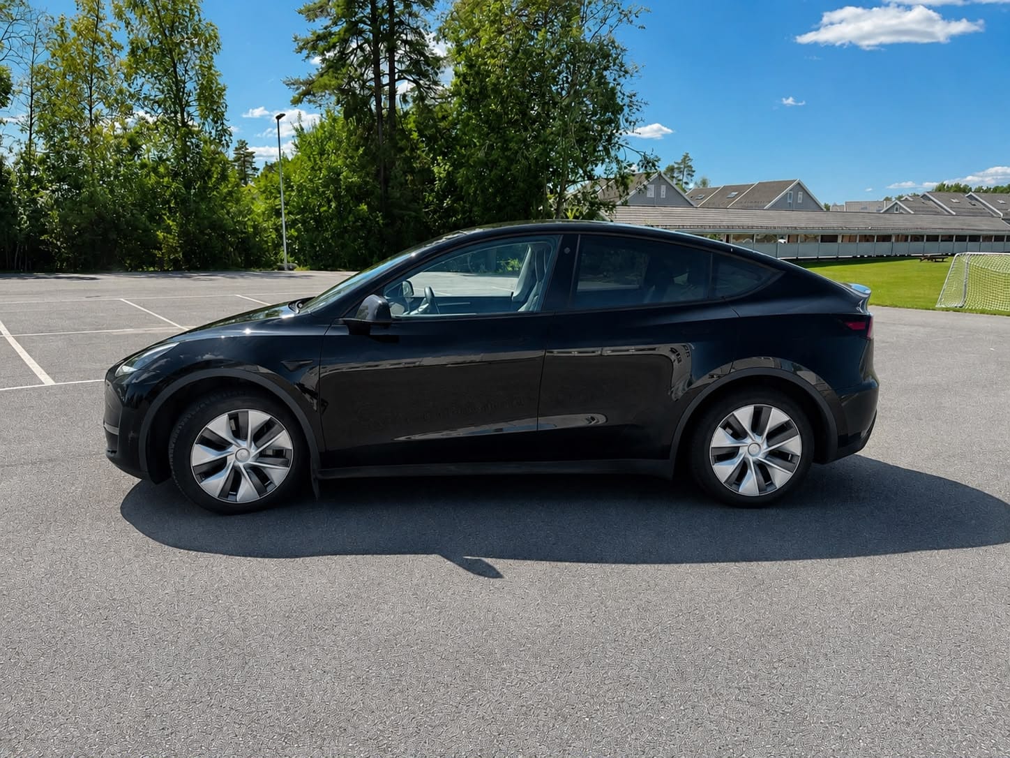 Tesla Model Y Long Range med Aircondition
