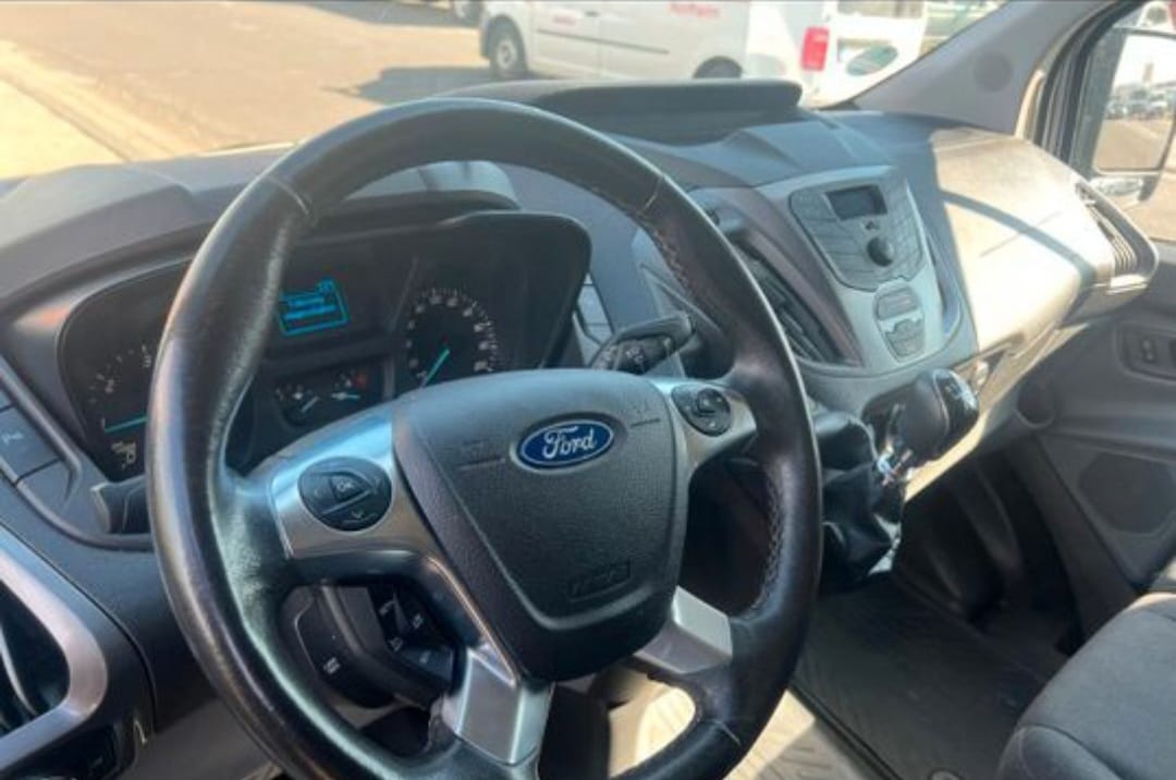 Ford Transit Custom Kombi mit Android Auto