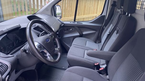 Ford Transit Custom Varebil Automat med Vinterdekk
