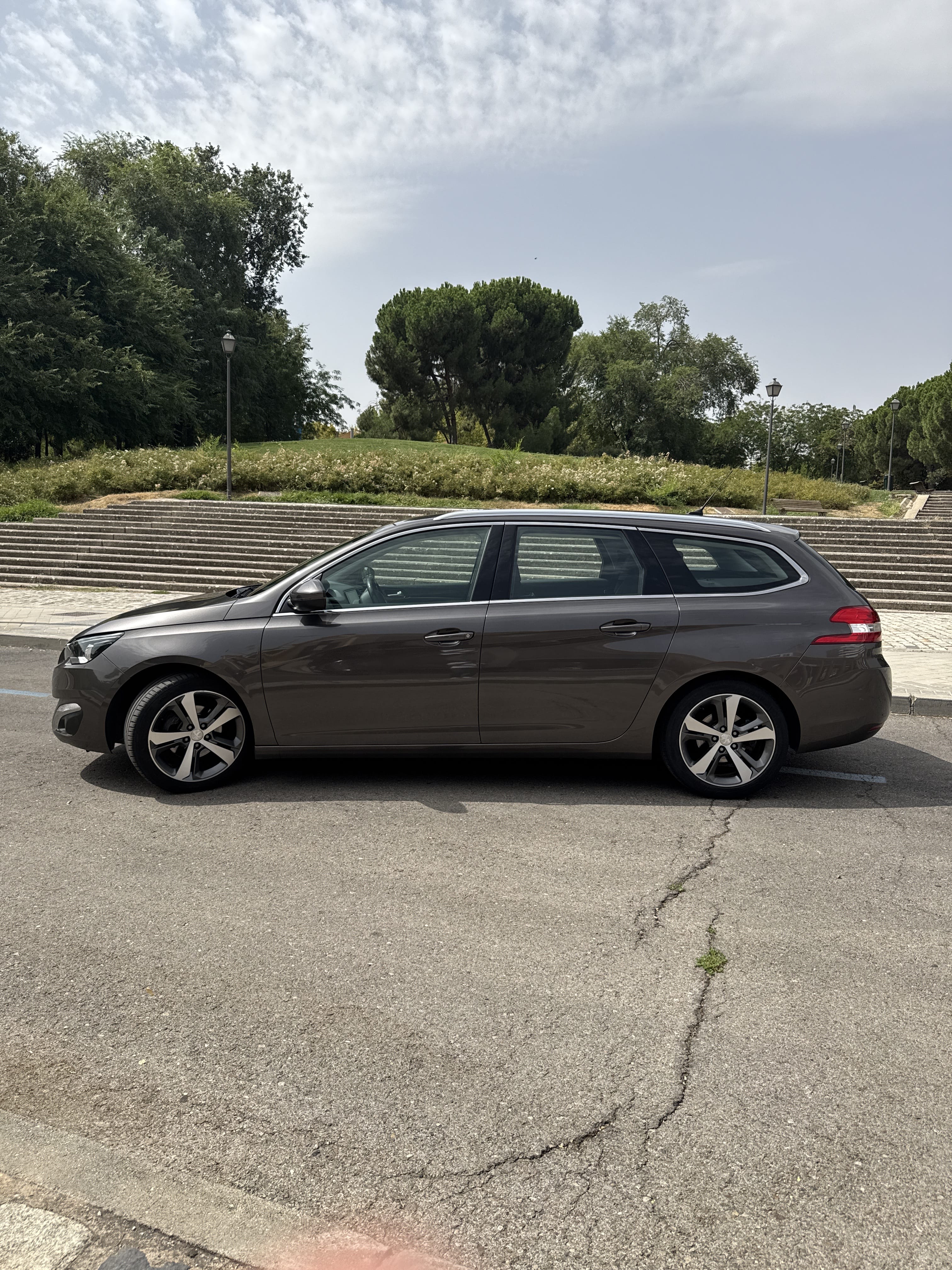 Peugeot 308 SW con Aire acondicionado