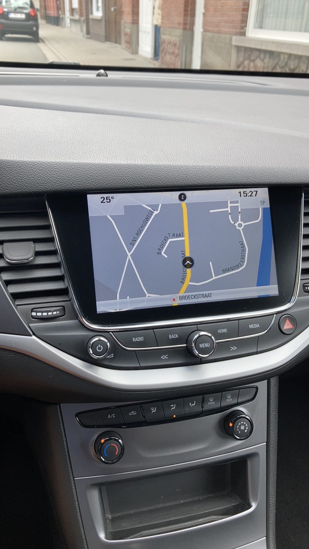 Opel Astra Break met Autostoel baby