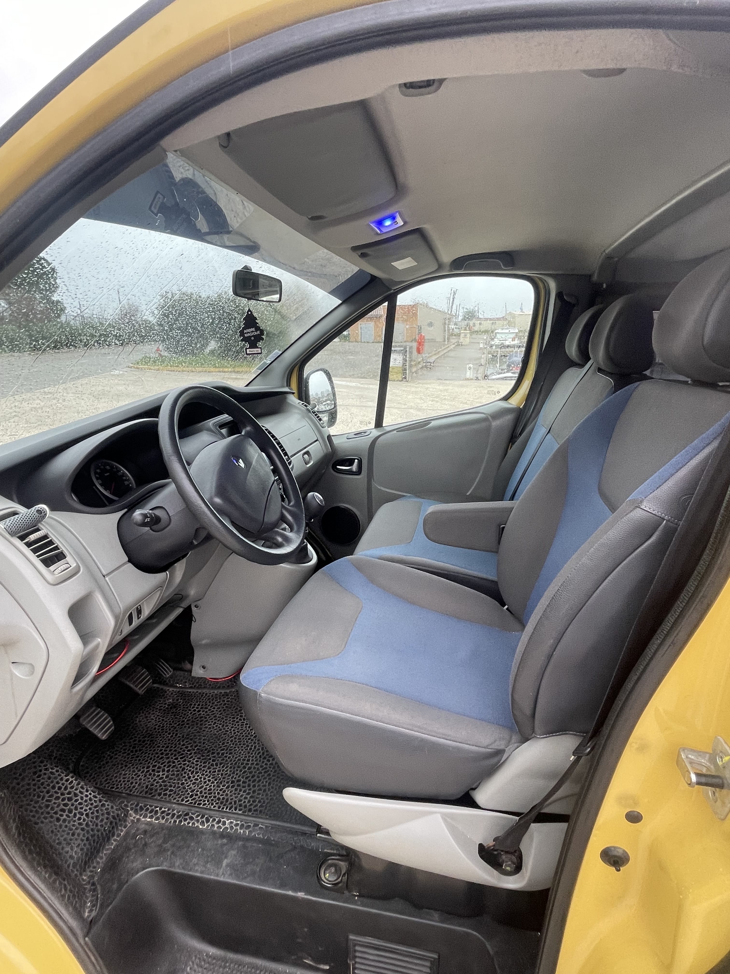 Renault Trafic Passenger HDI