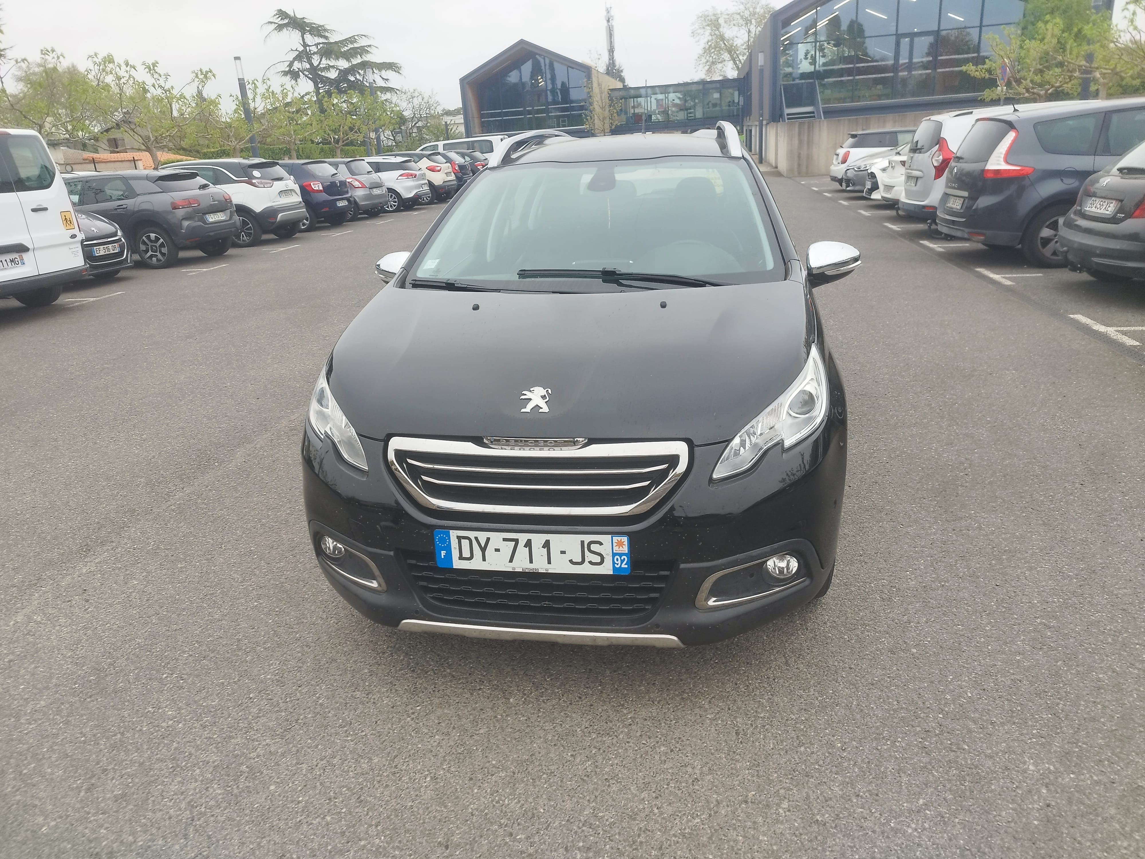 Peugeot 2008 1.2 Essence, 2015, Essence 95, automatique
