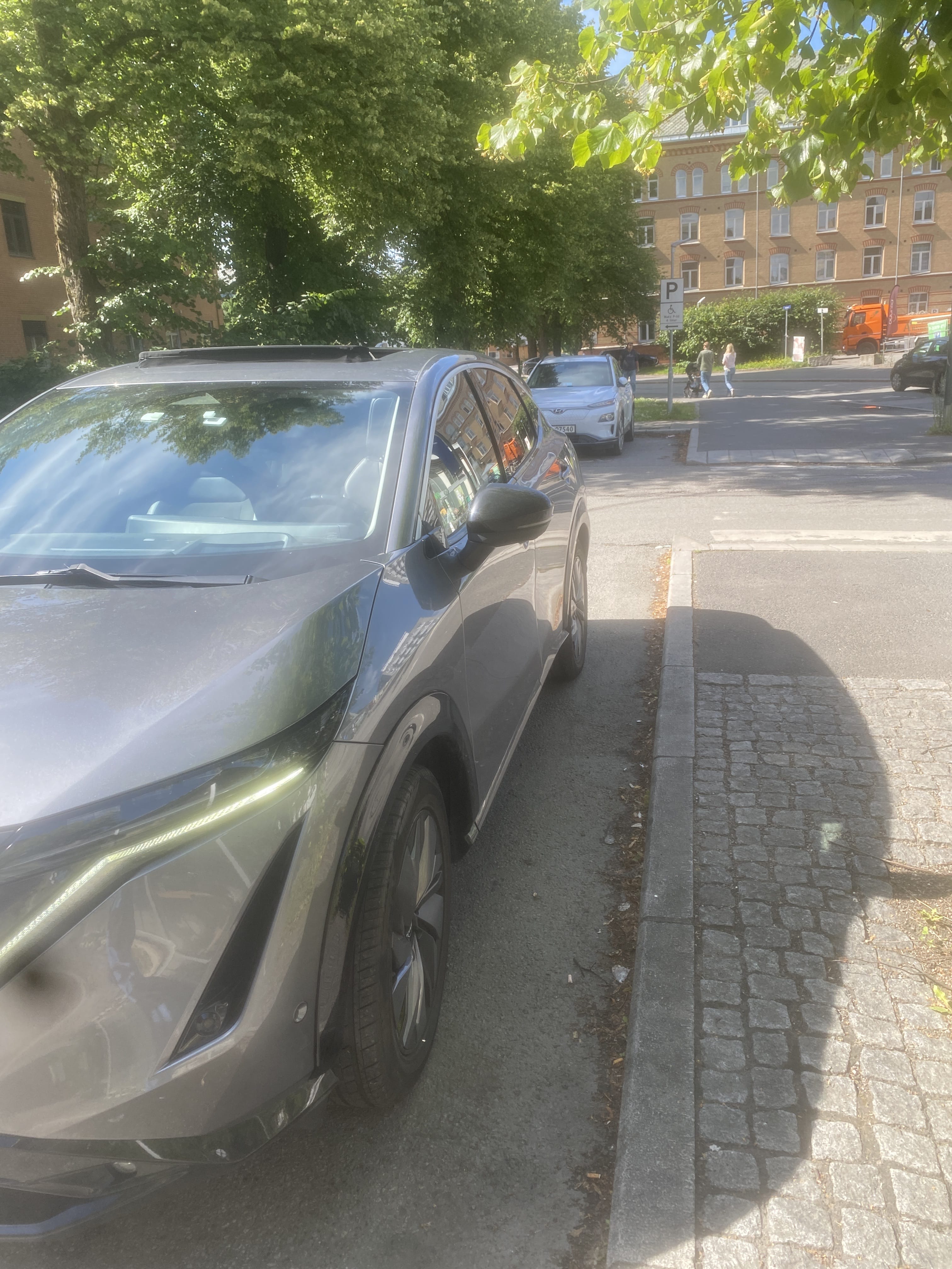 Nissan Ariya med Aircondition