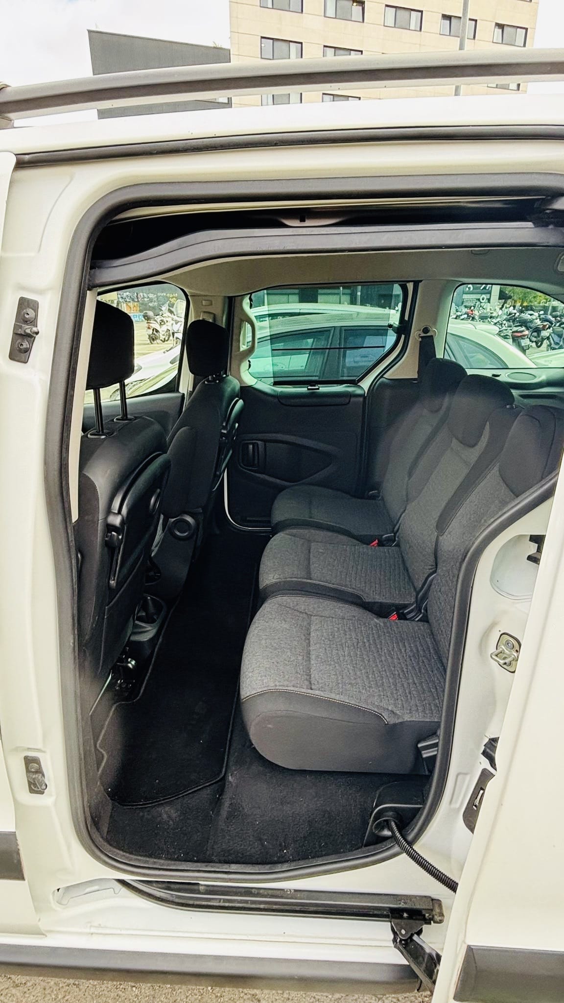 Citroen Berlingo con Radio 
