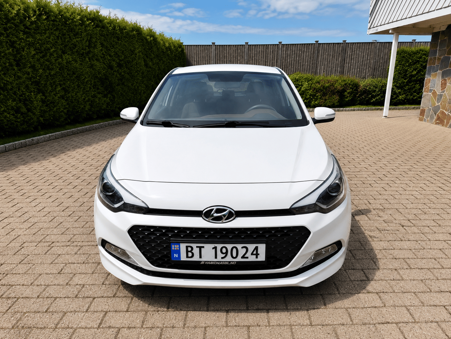 Hyundai i20 1.2 bensin med Lydinngang