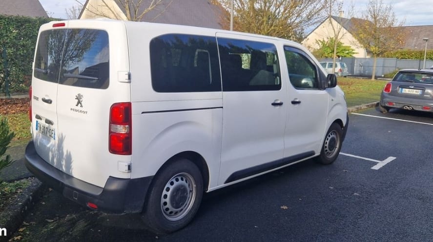 Peugeot Traveller, 2020, Diesel, 9 places et plus