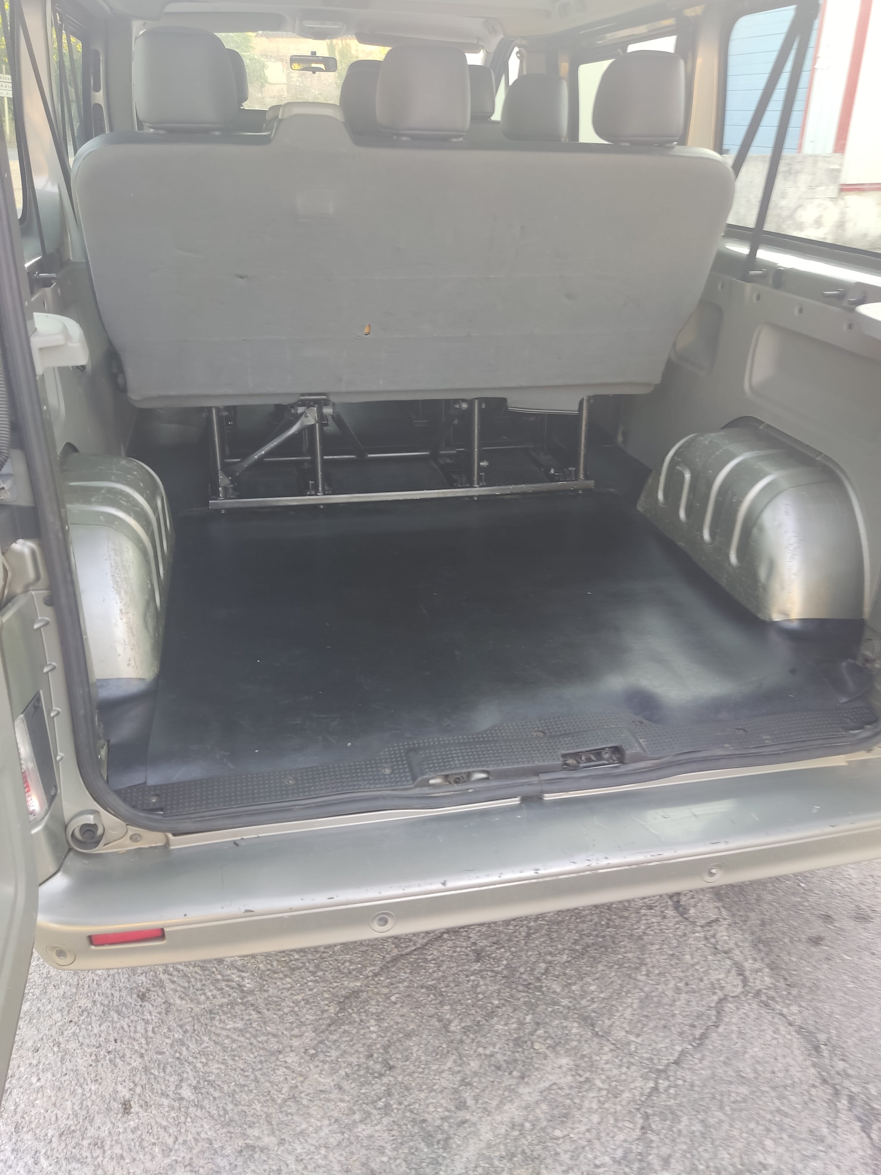 Renault Trafic Passenger avec Entrée audio / iPod