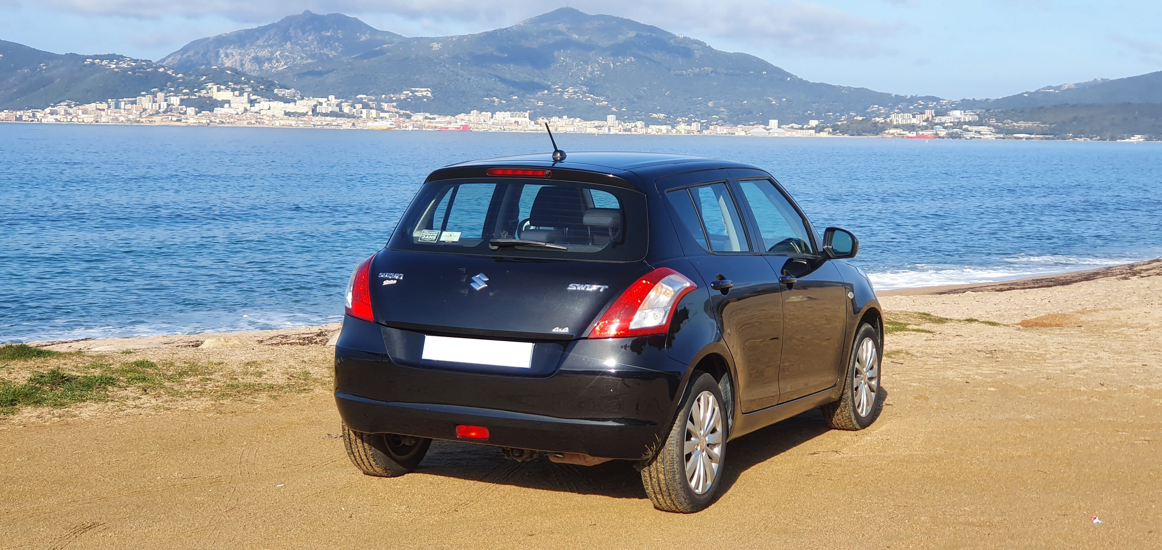 Suzuki Swift 4x4 avec Quatre roues motrices